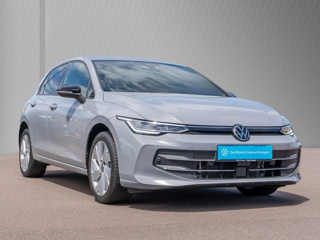 Volkswagen Golf VIII 1.5 TSI DSG eHybrid Goal WWV