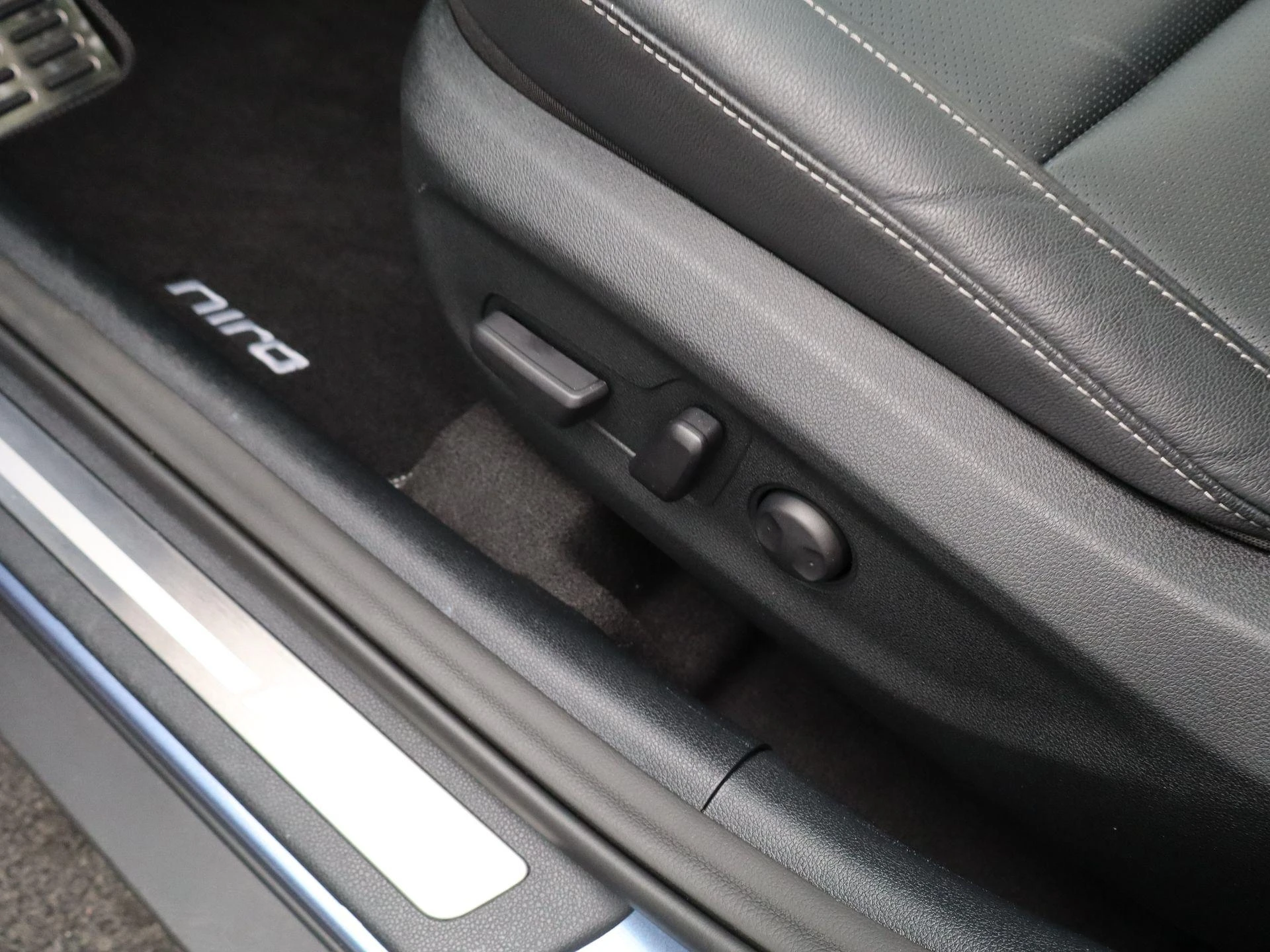 Kia-Niro-image-29