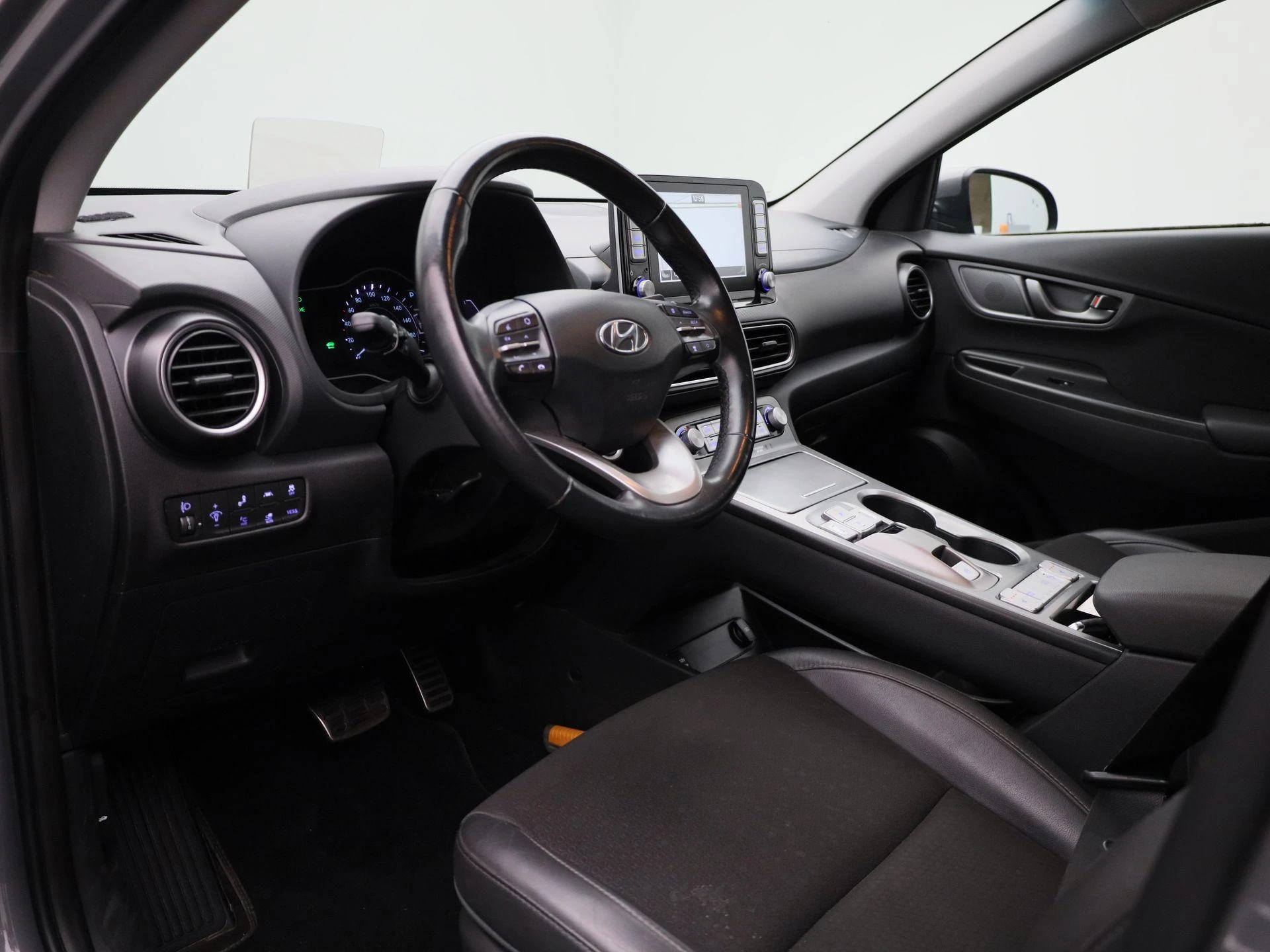 Hyundai-Kona-image-32