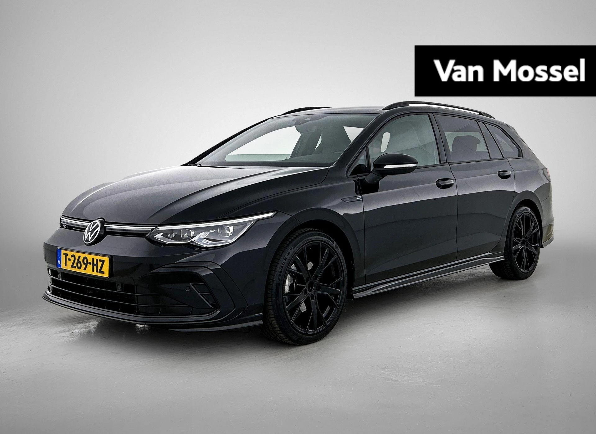 Volkswagen-Golf-image-0