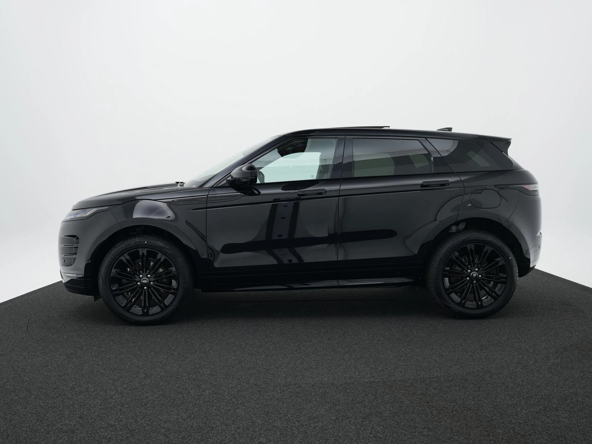 Land Rover-Range Rover Evoque-image-3