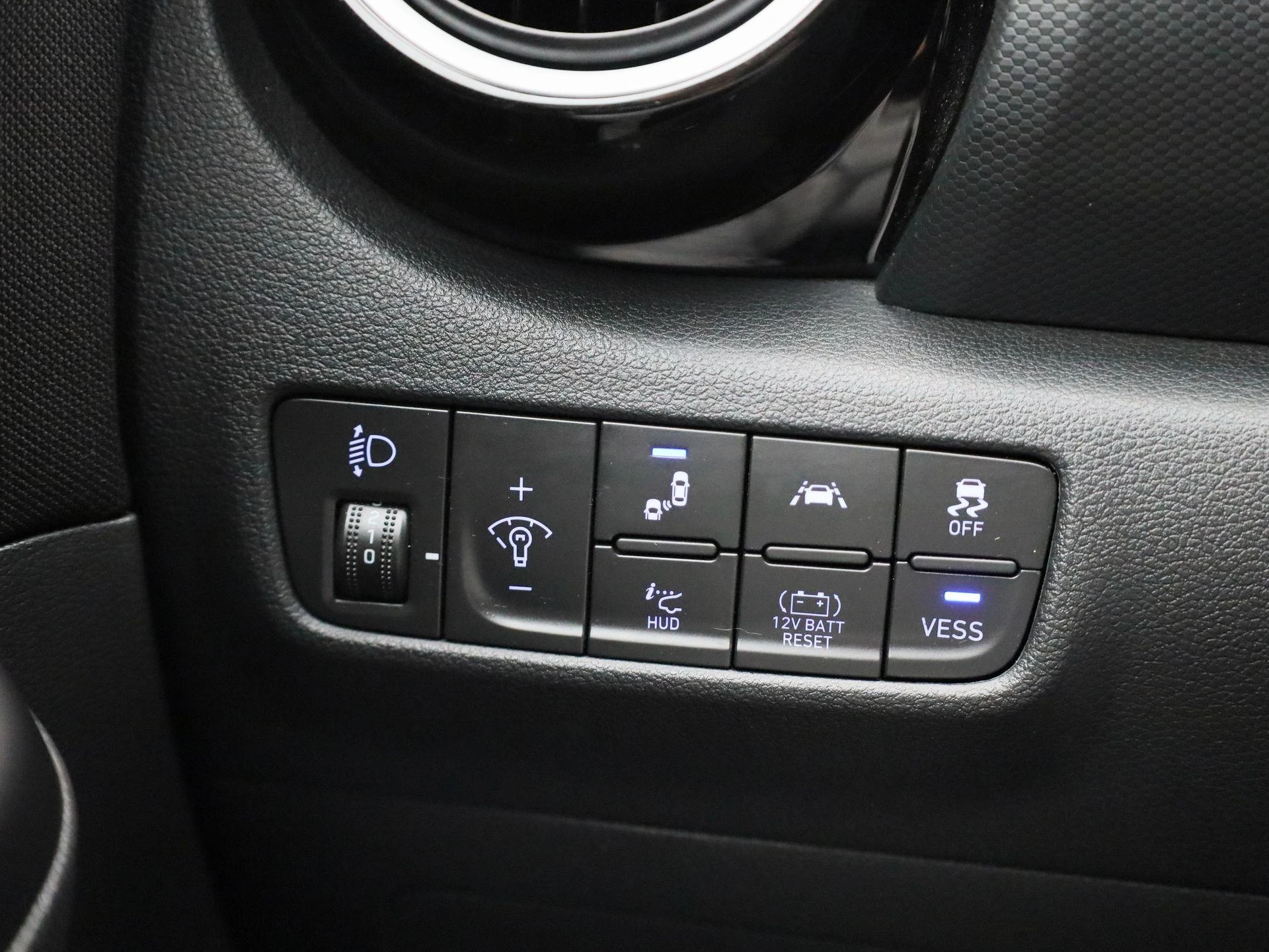 Hyundai-Kona-image-23