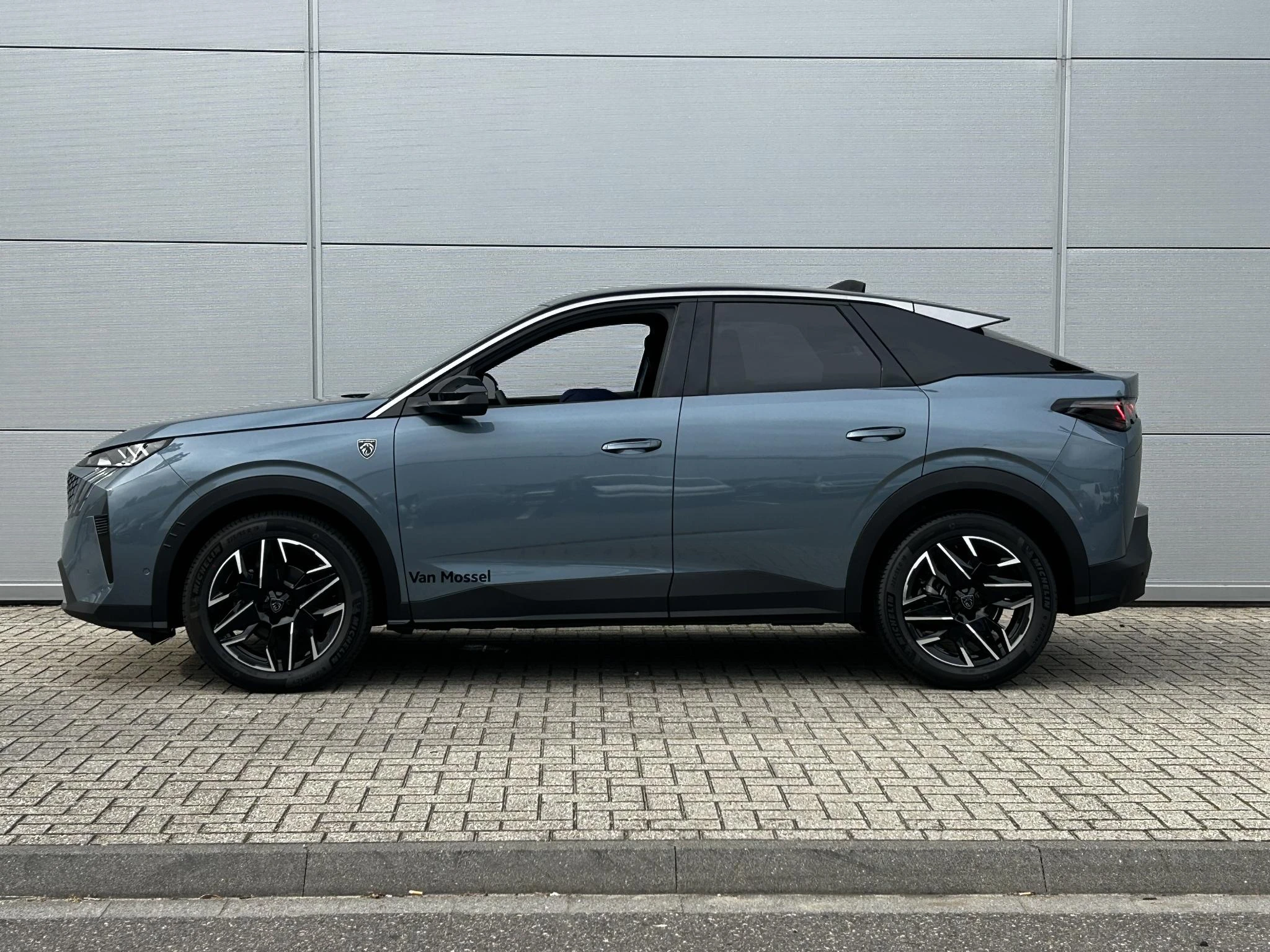 Peugeot-3008-image-2