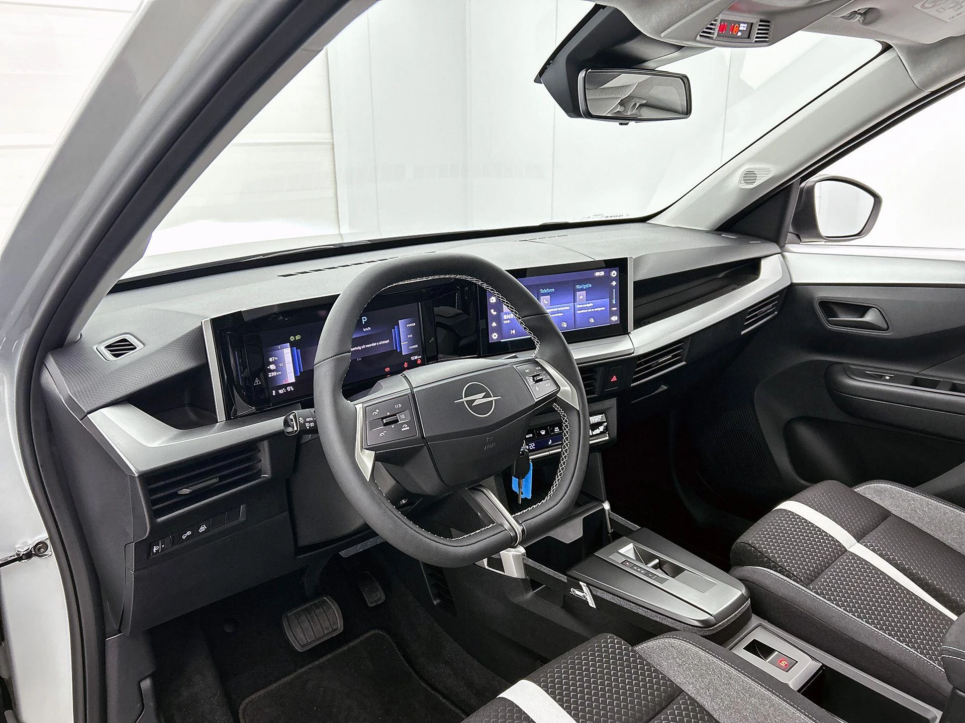 Opel Frontera Electric Edition 44 kWh