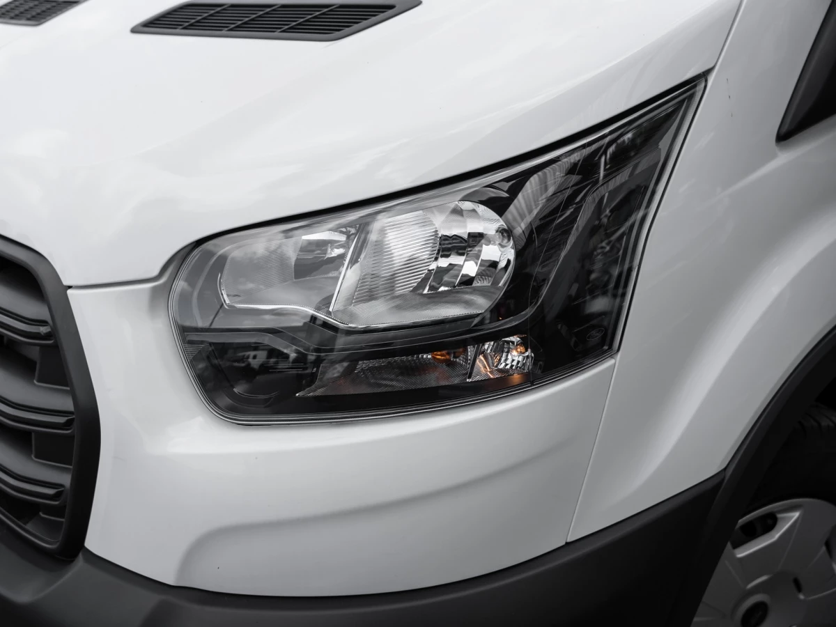 Ford-Transit-image-4