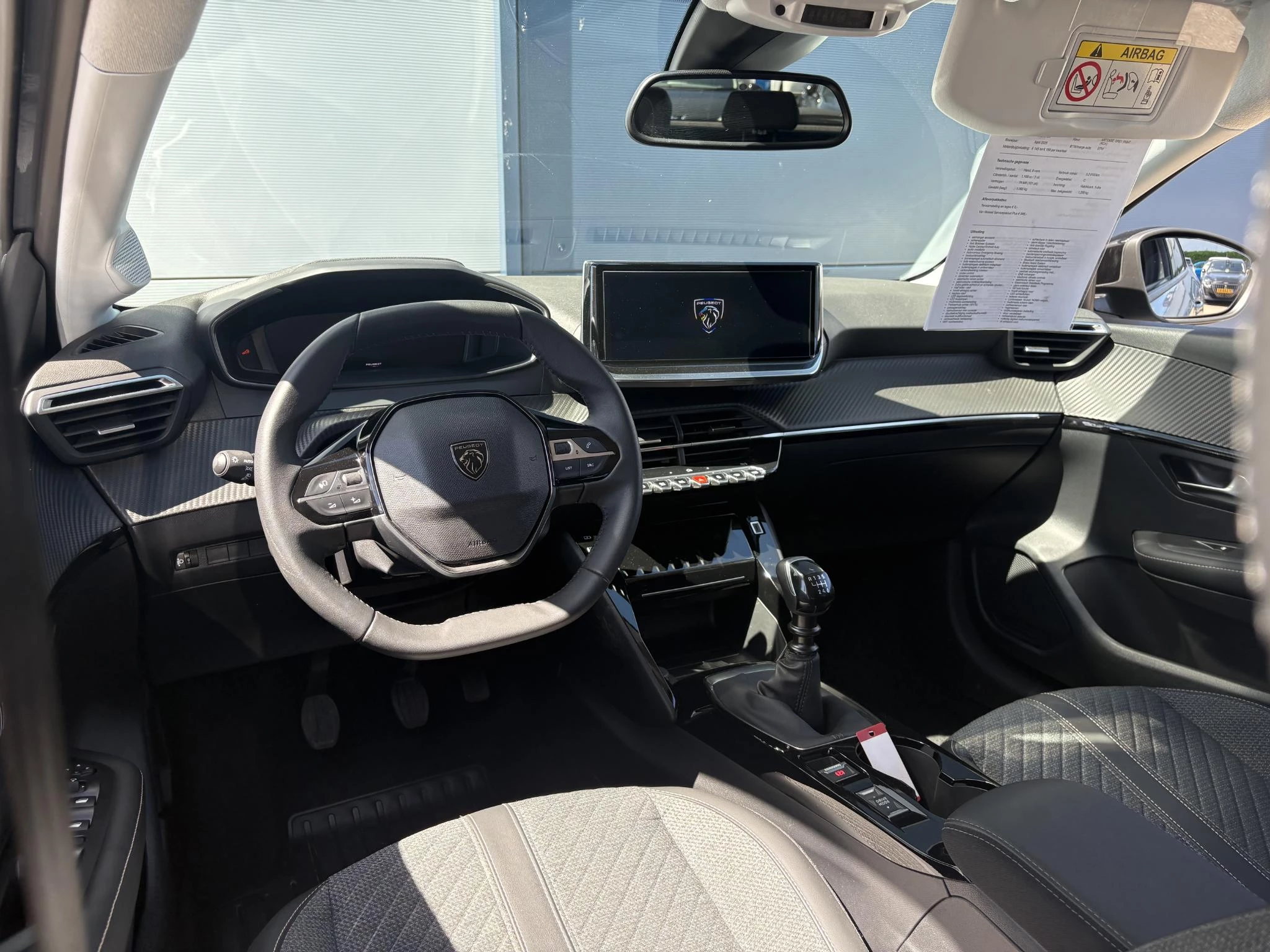 Peugeot 208 1.2 PureTech 100 Allure