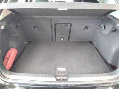 Volkswagen Golf VIII 1.5 TSI GOAL /LED/Navi/AHK/ACC/RFK