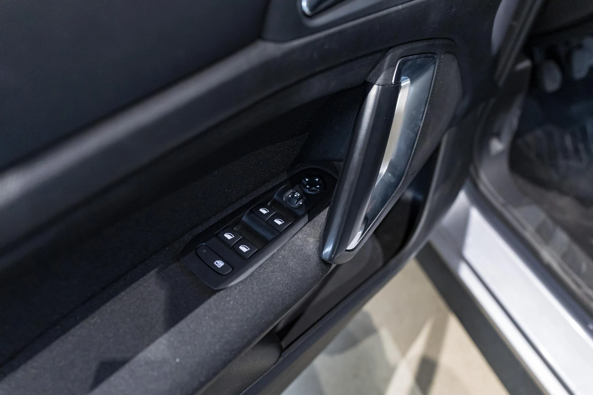 Peugeot-308-image-17