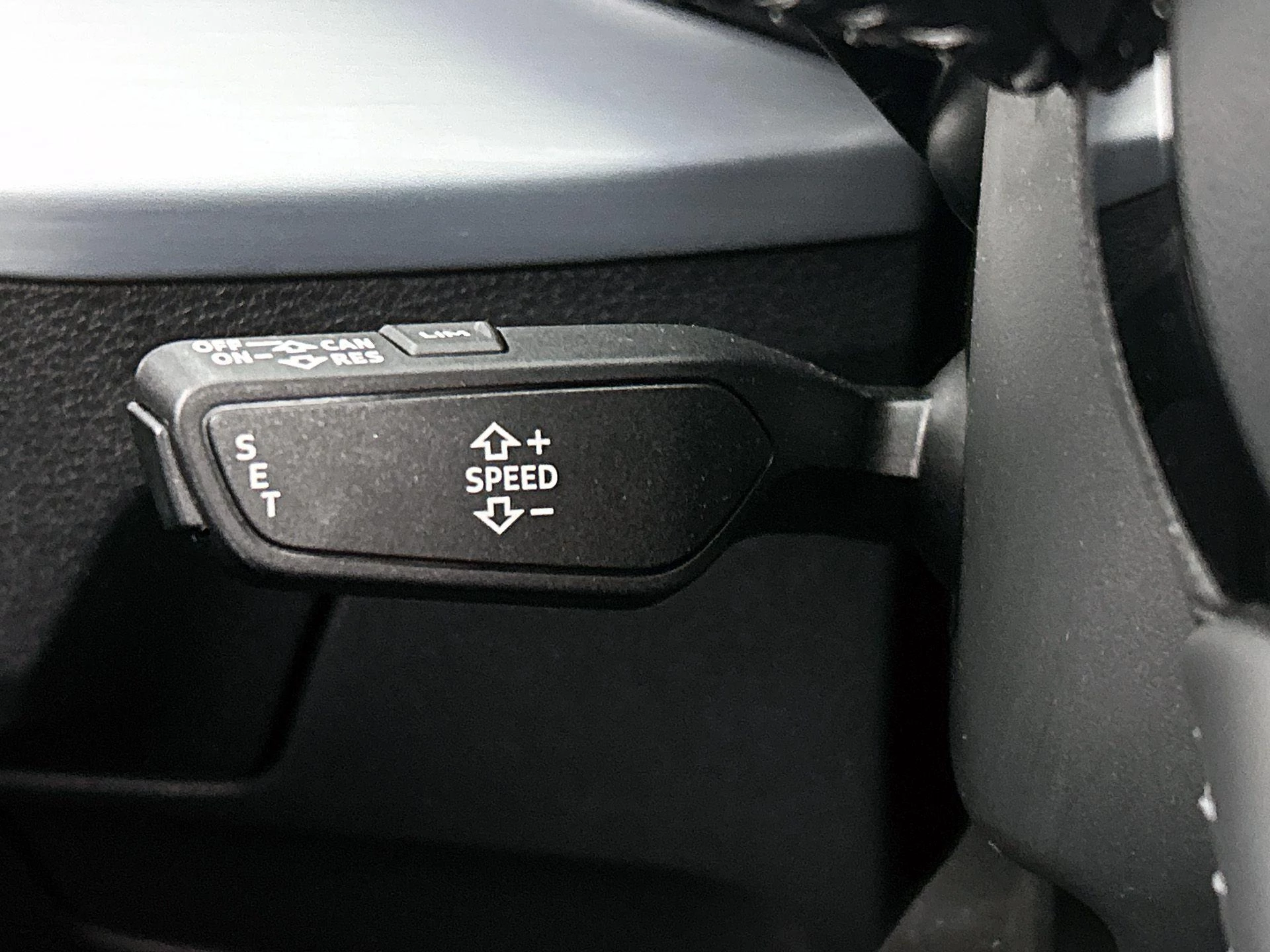 Audi Q2 35 TFSI S Edition