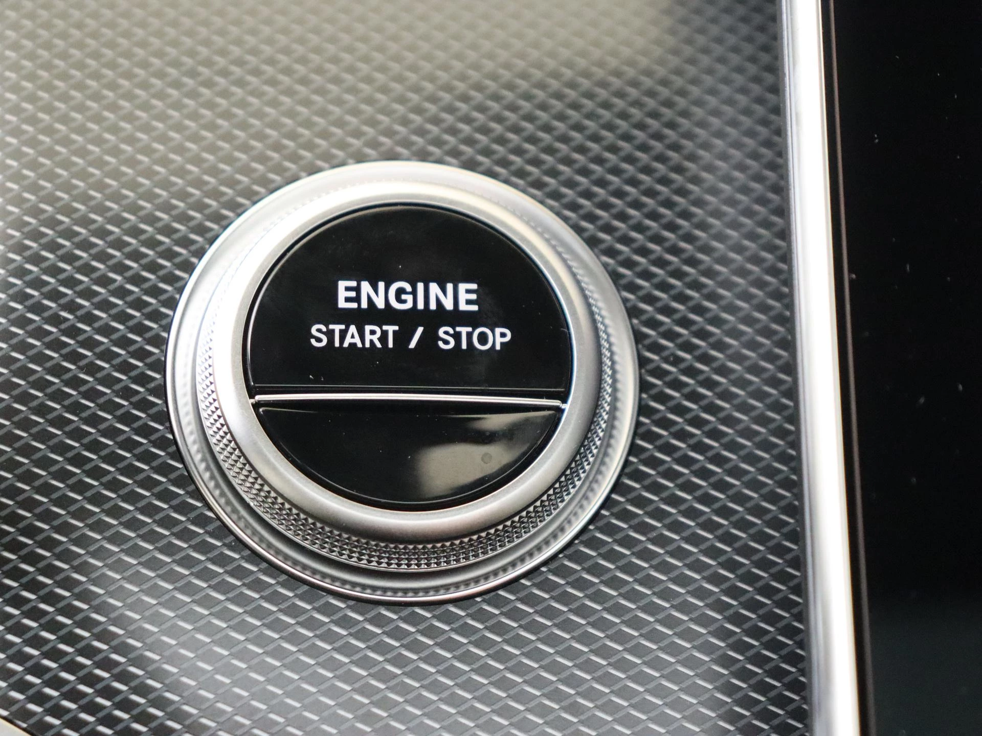 Mercedes-Benz-GLC-image-20