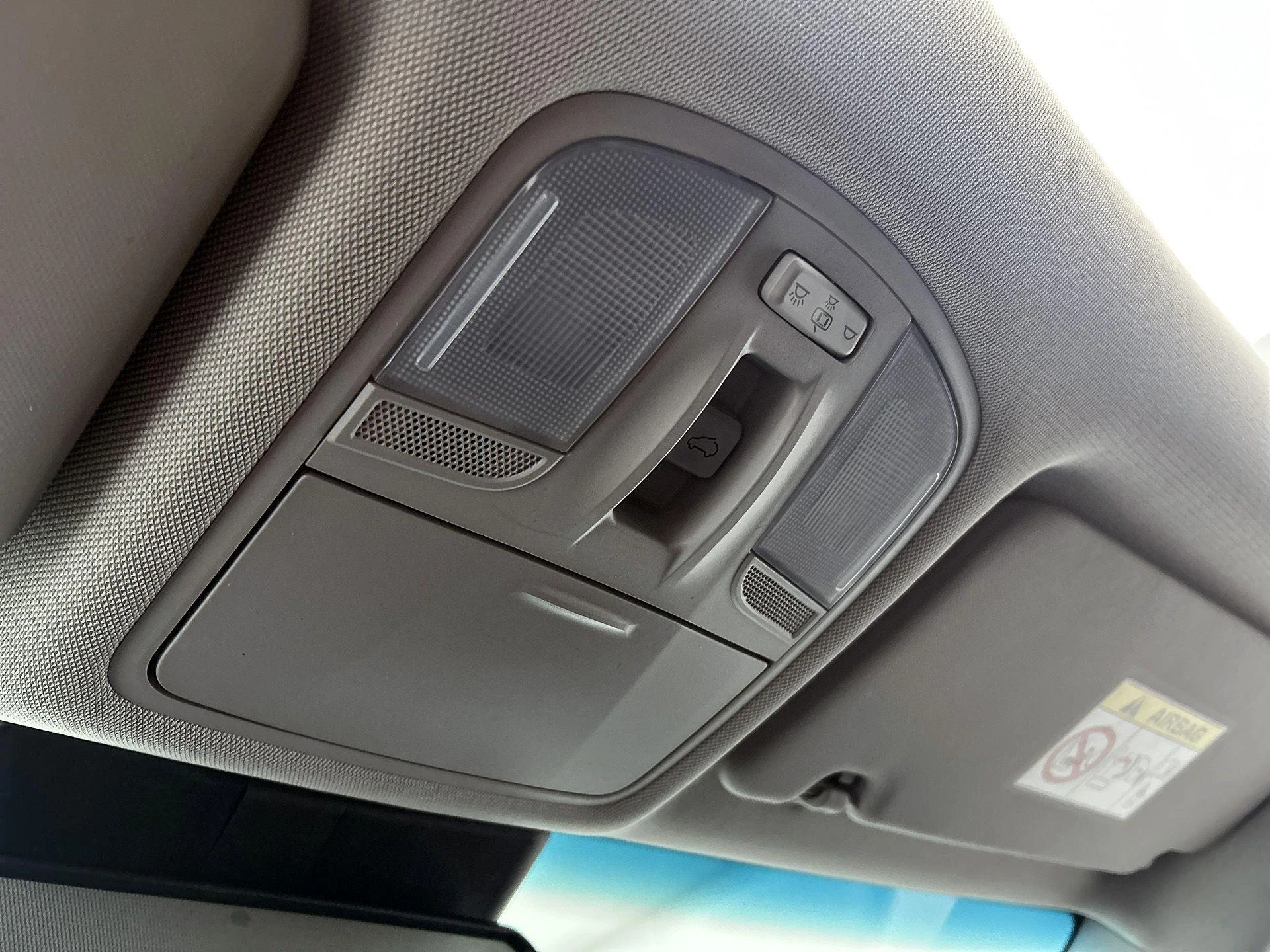 Hyundai-Kona-image-16