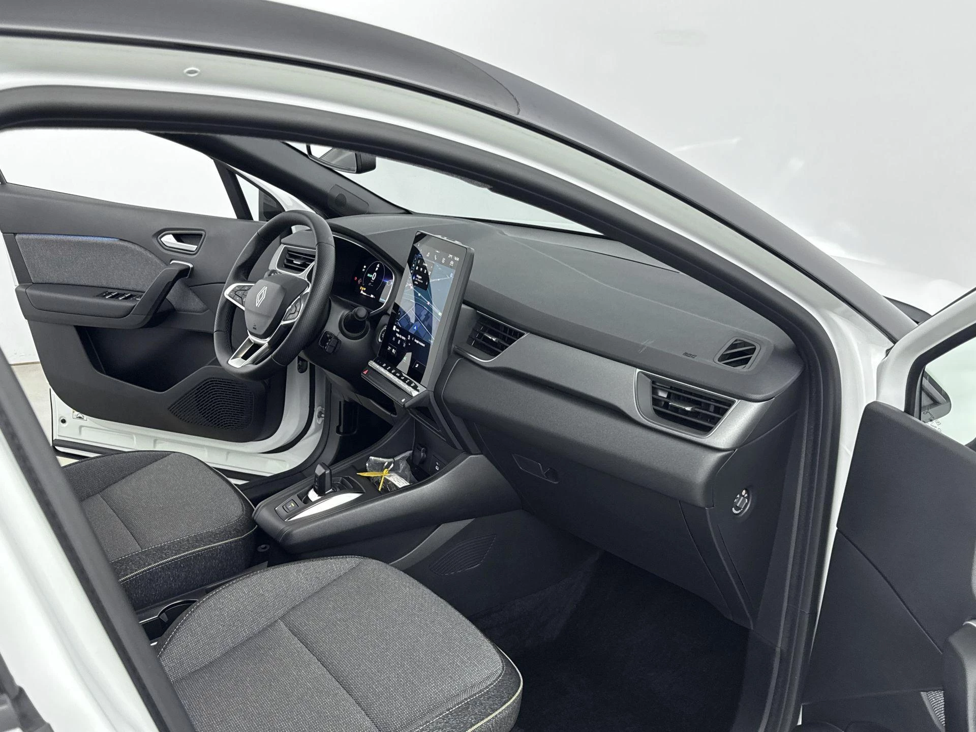Renault-Captur-image-16