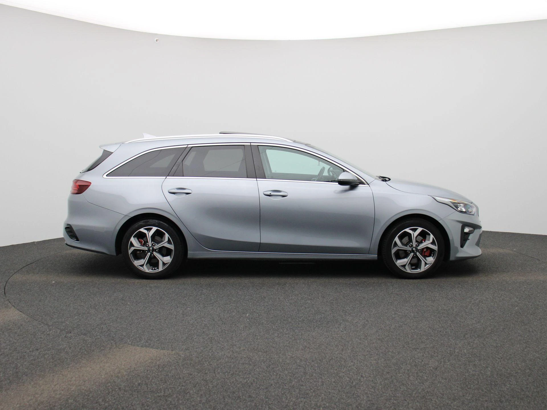 Kia-Ceed Sportswagon-image-5