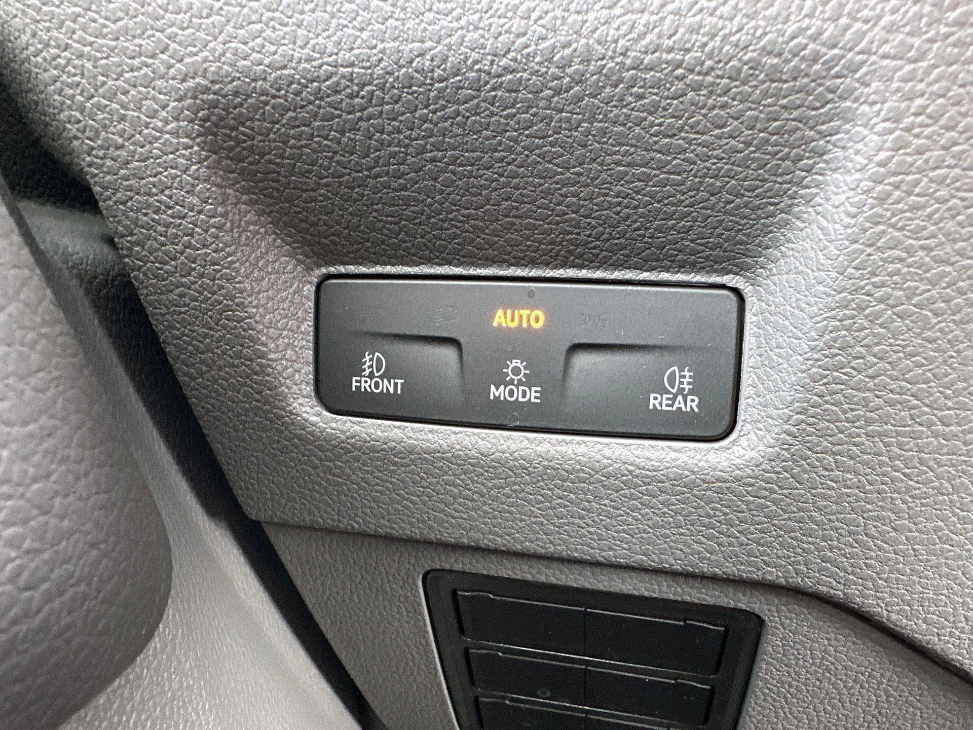 Volkswagen-Crafter-image-19