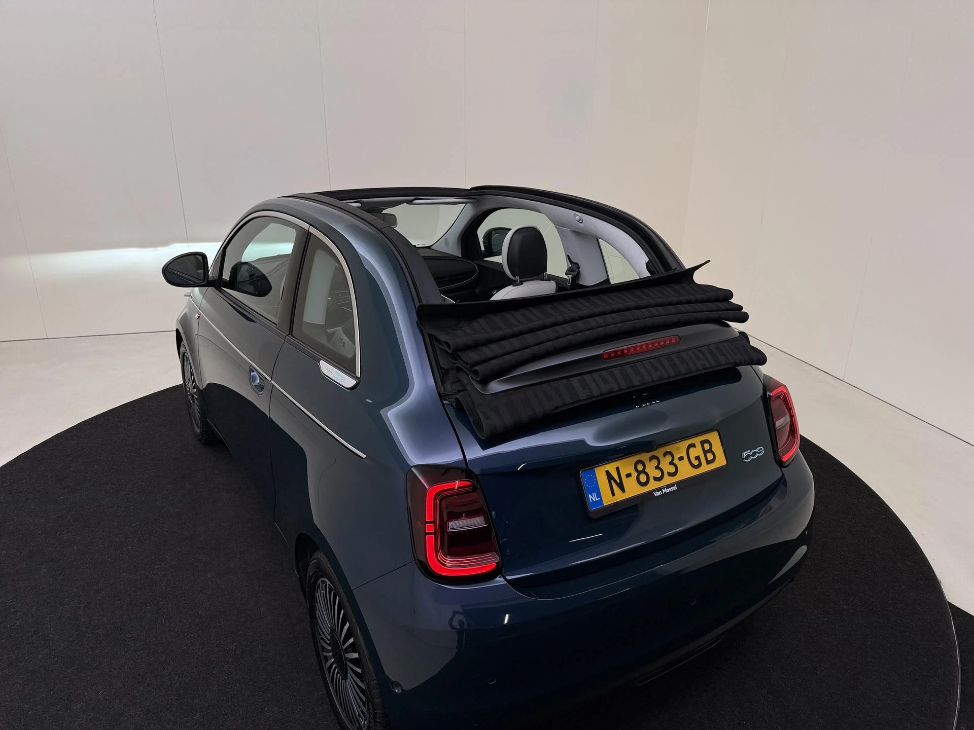Fiat-500C-image-28