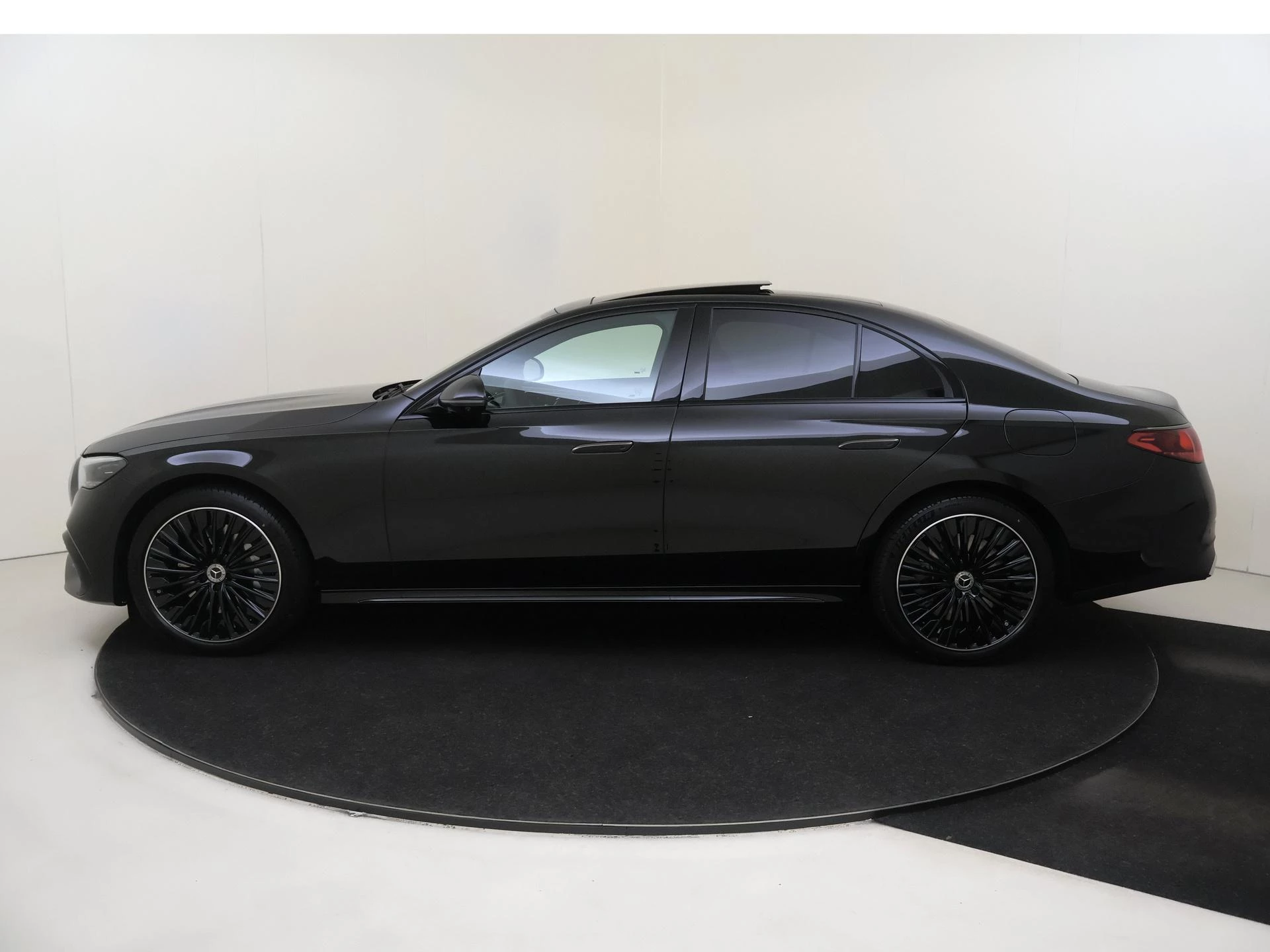 Mercedes-Benz E-Klasse 300 e Business Solution AMG