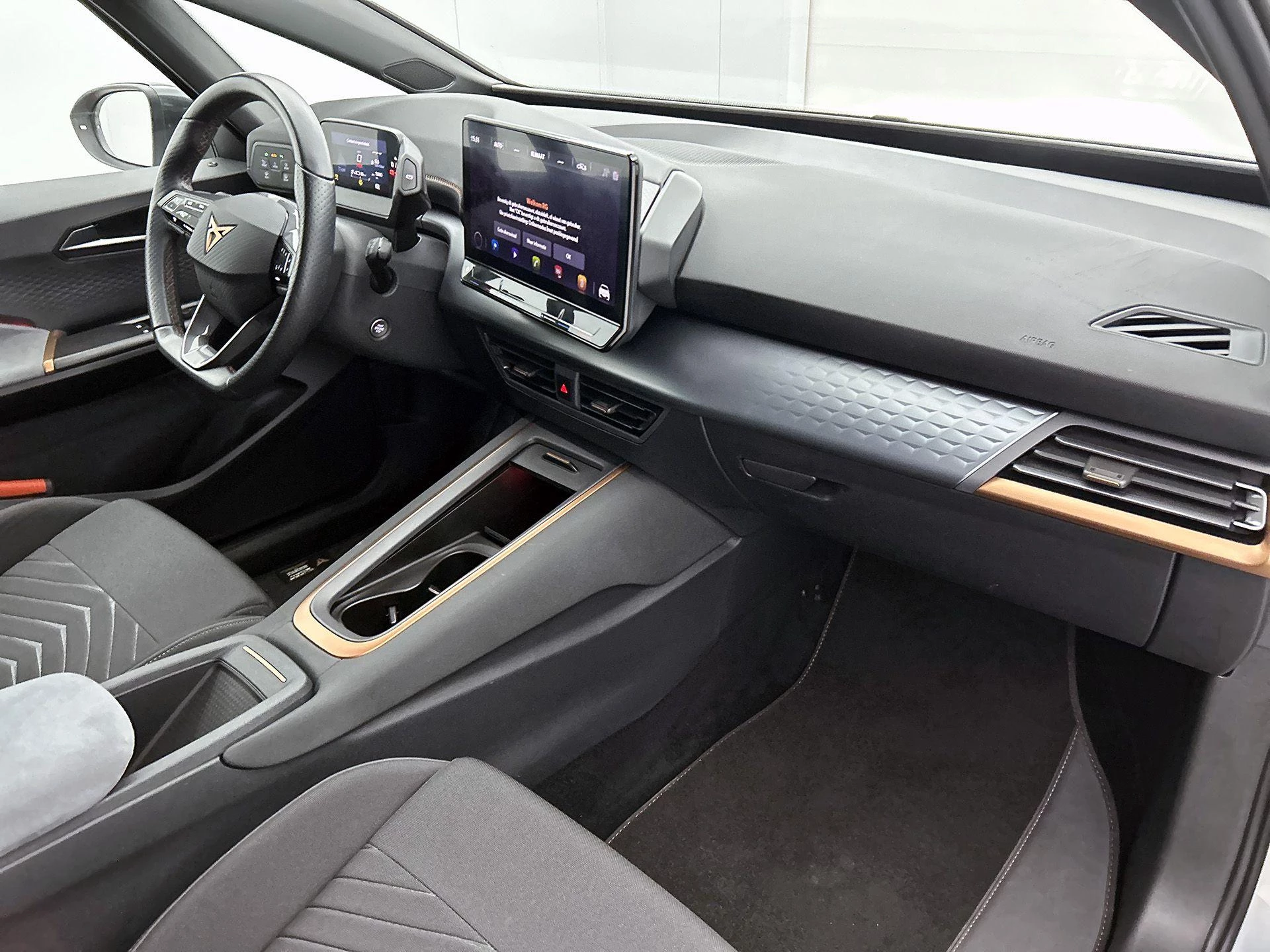 CUPRA-Born-image-19