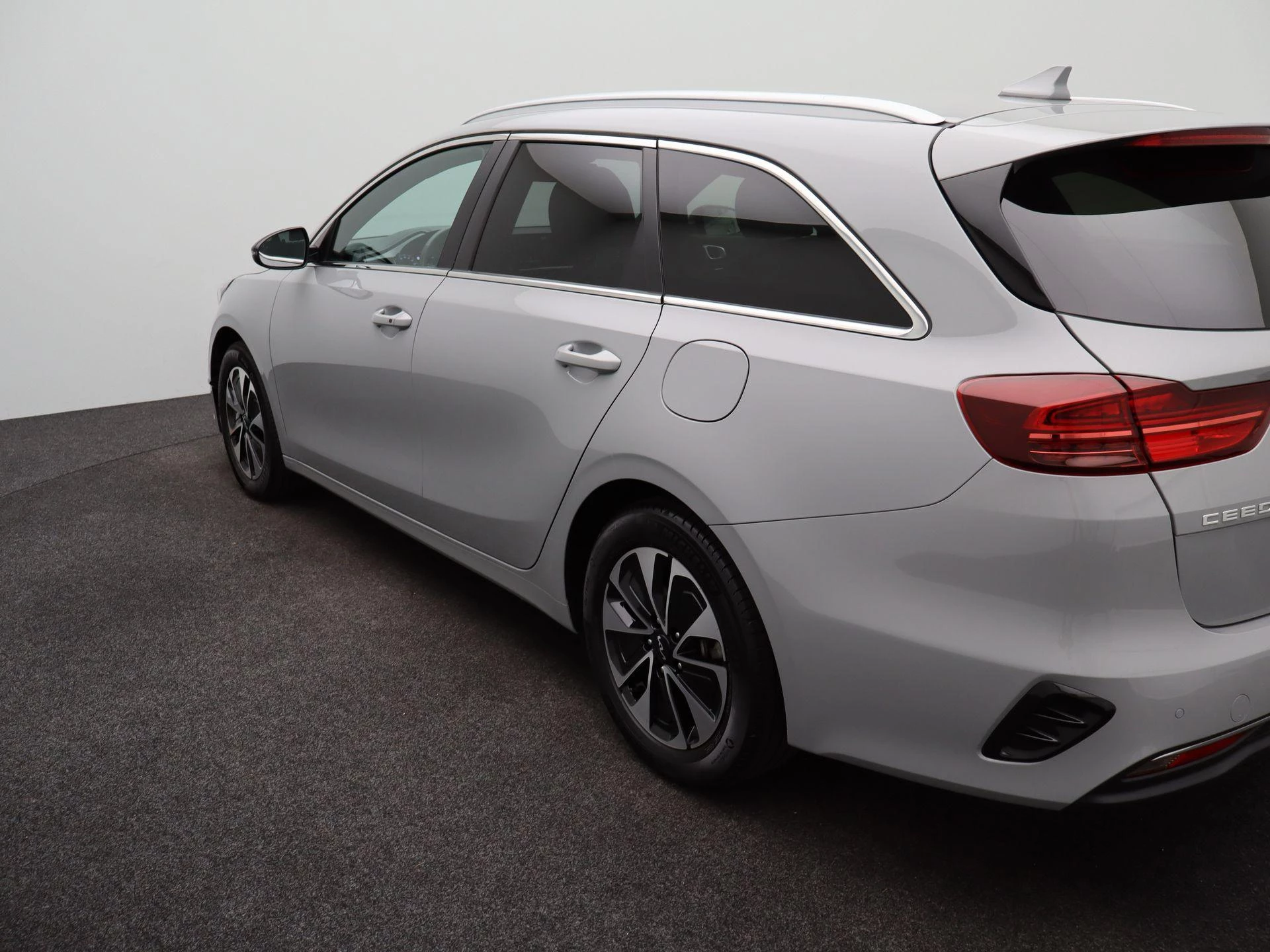 Kia-Ceed Sportswagon-image-40