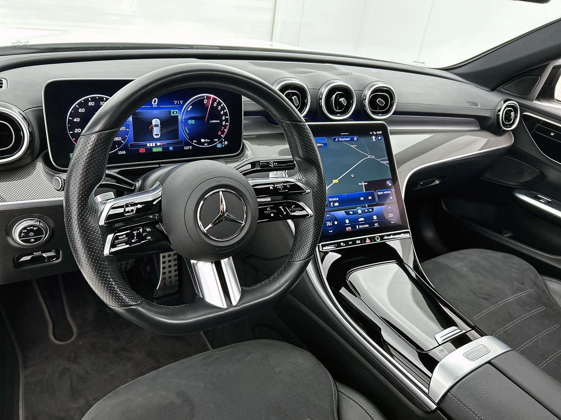Mercedes-Benz-C-Klasse-image-19