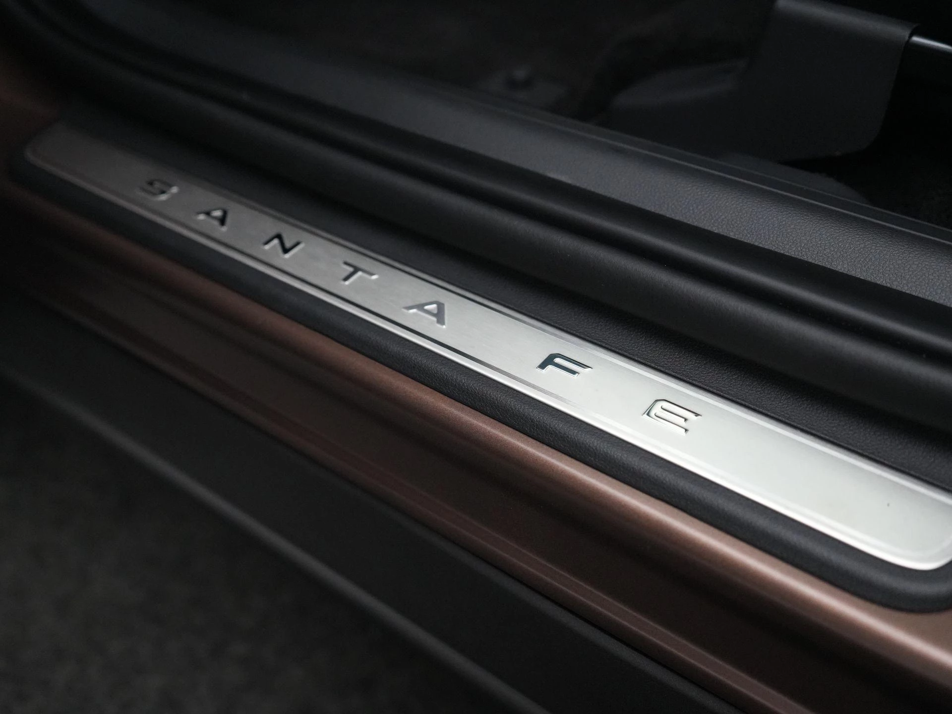 Hyundai-Santa Fe-image-36