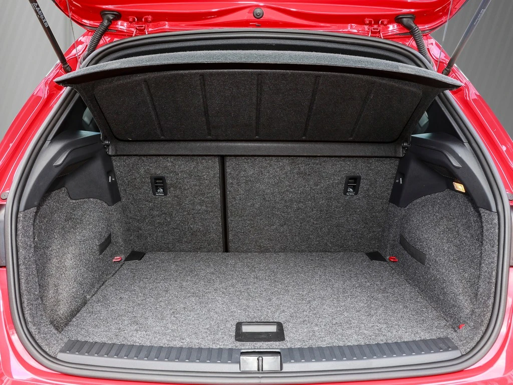 SEAT-Arona-image-5