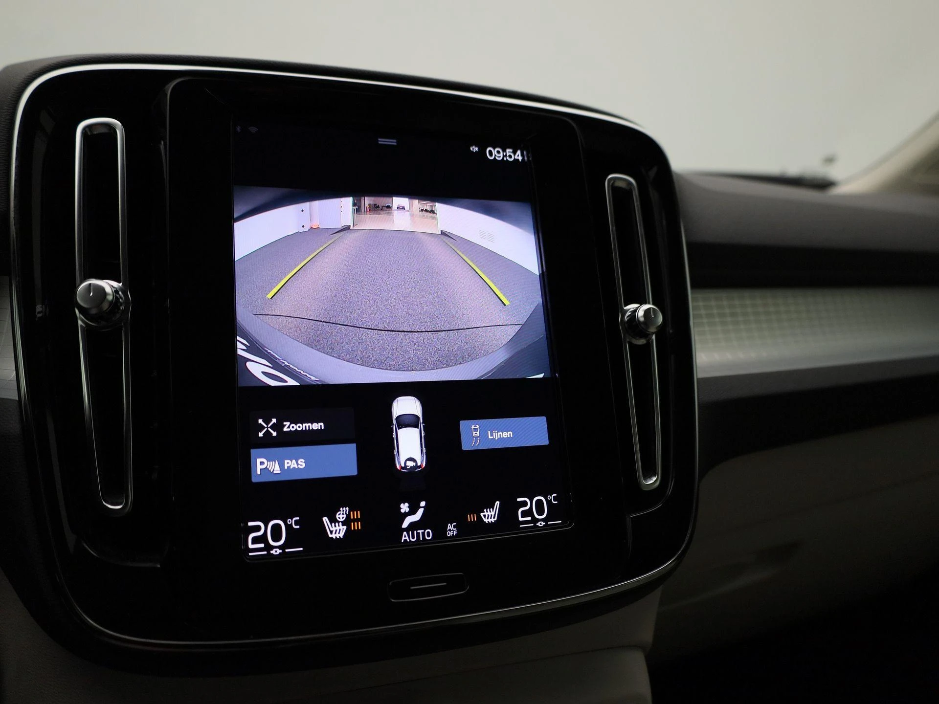 Volvo-XC40-image-29