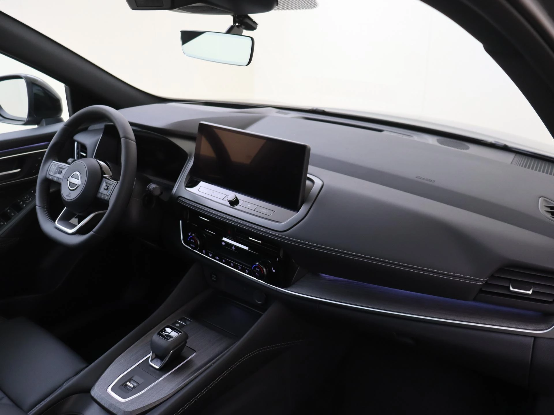 Nissan-QASHQAI-image-4