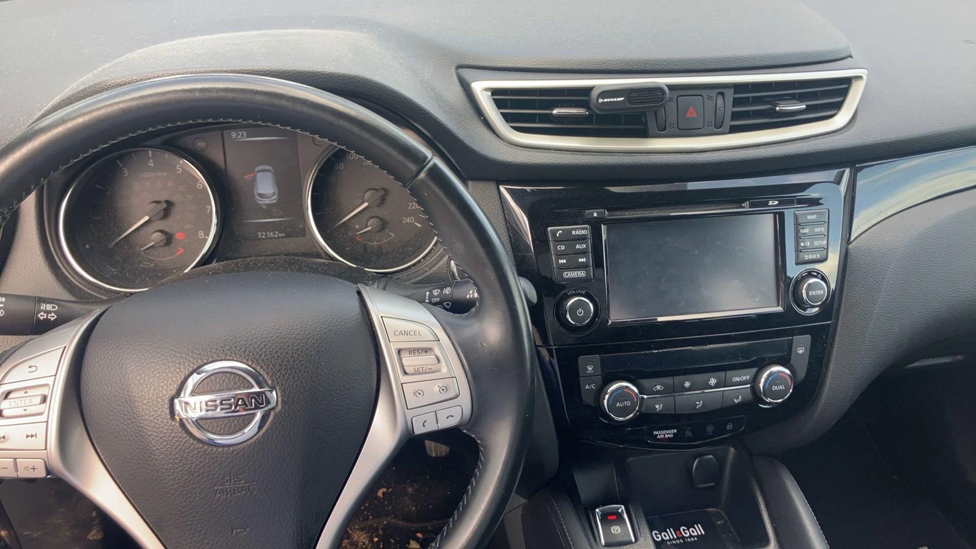 Nissan-QASHQAI-image-7