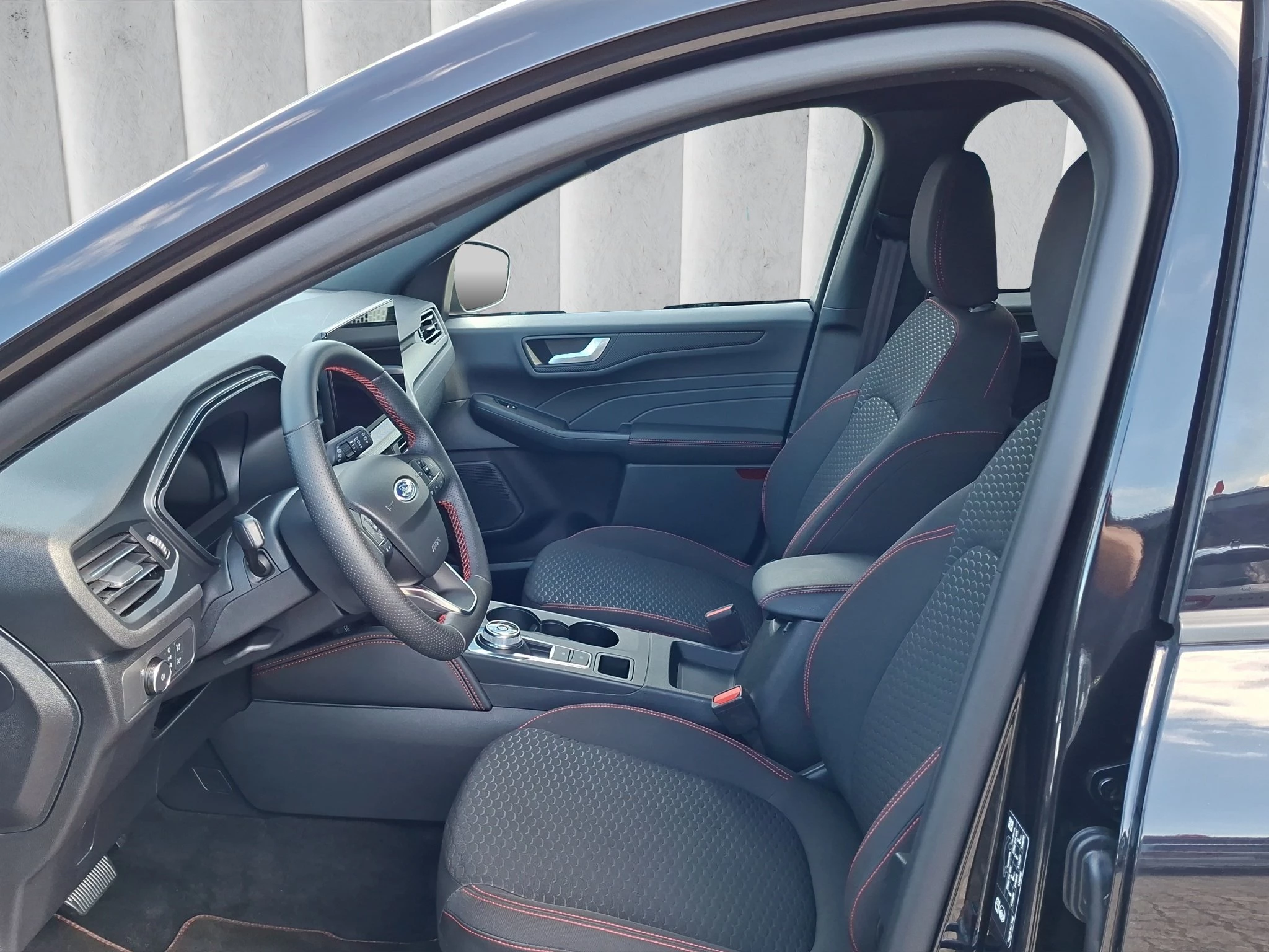 Ford Kuga ST-Line Aut.*PANO*KAM*LED-MATRIX*NAVI*GRA*WINTER-PKT.