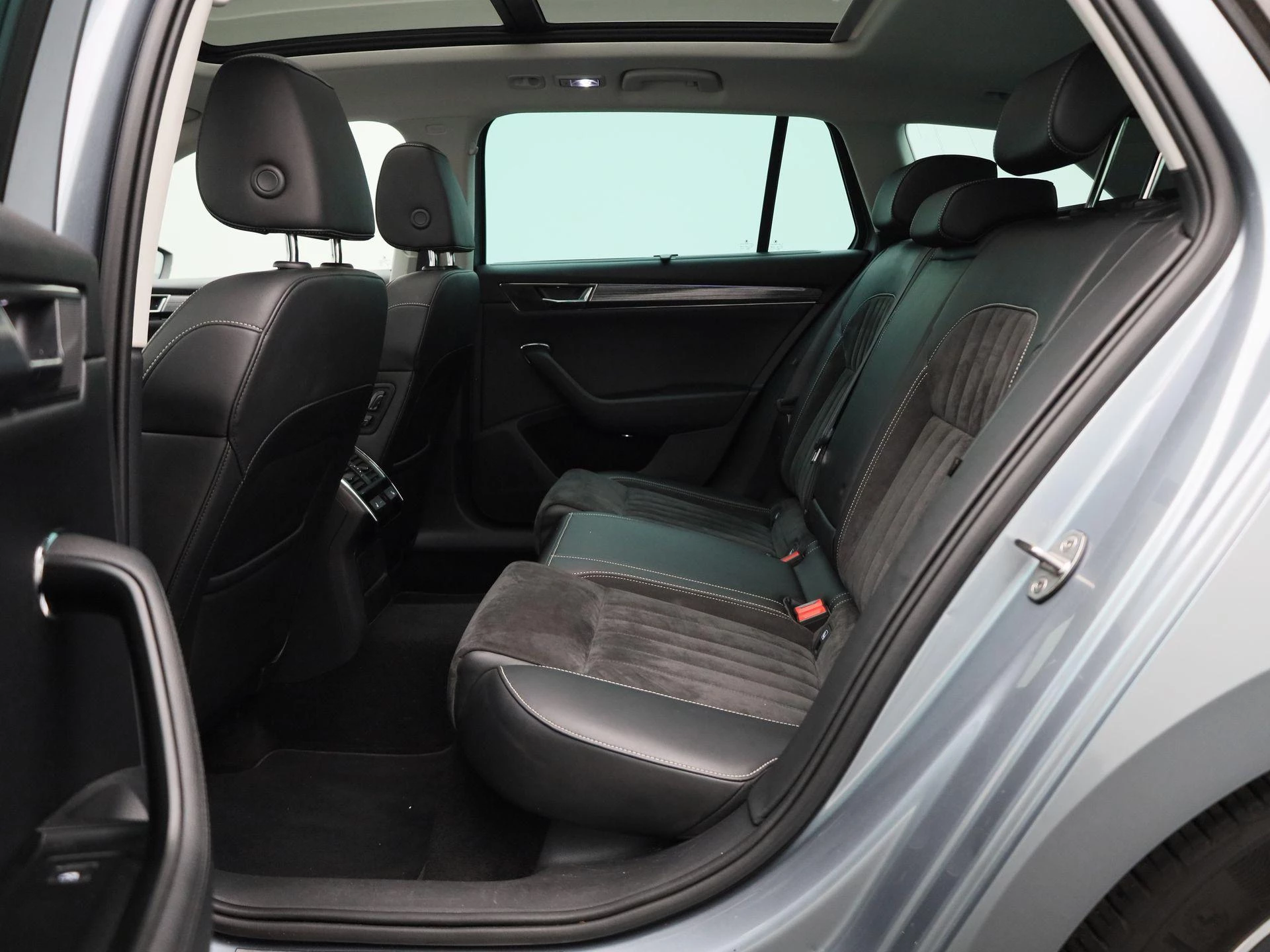 Škoda Superb Combi 1.4 TSI iV Business Edition