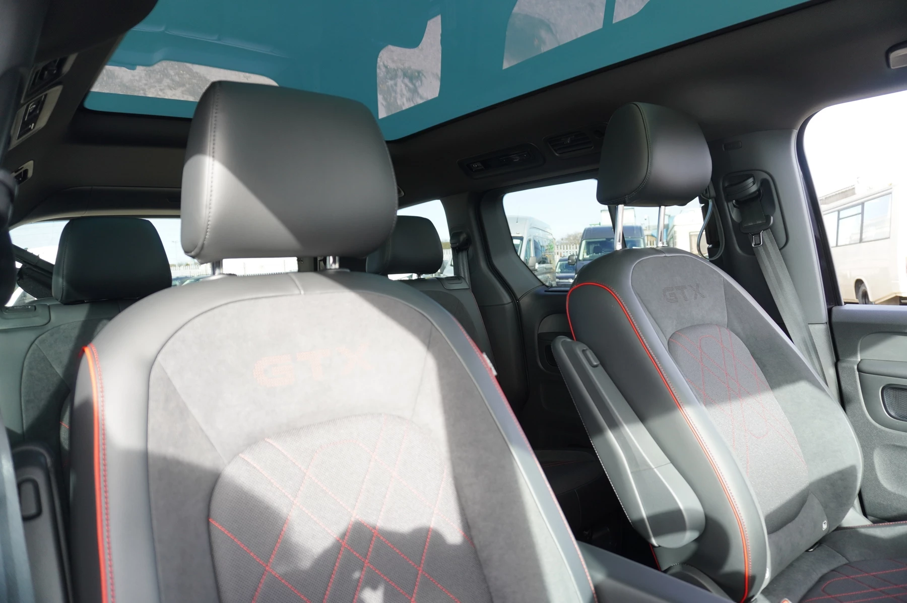 Volkswagen-ID. Buzz-image-8