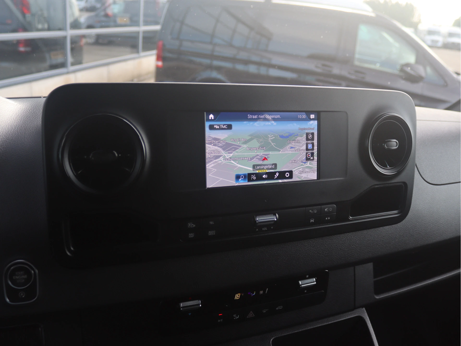 Mercedes-Benz-Sprinter-image-8