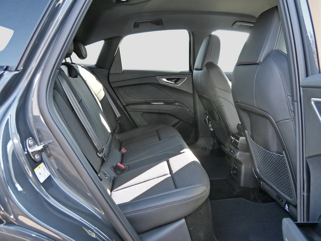 Audi-Q4 e-tron-image-9