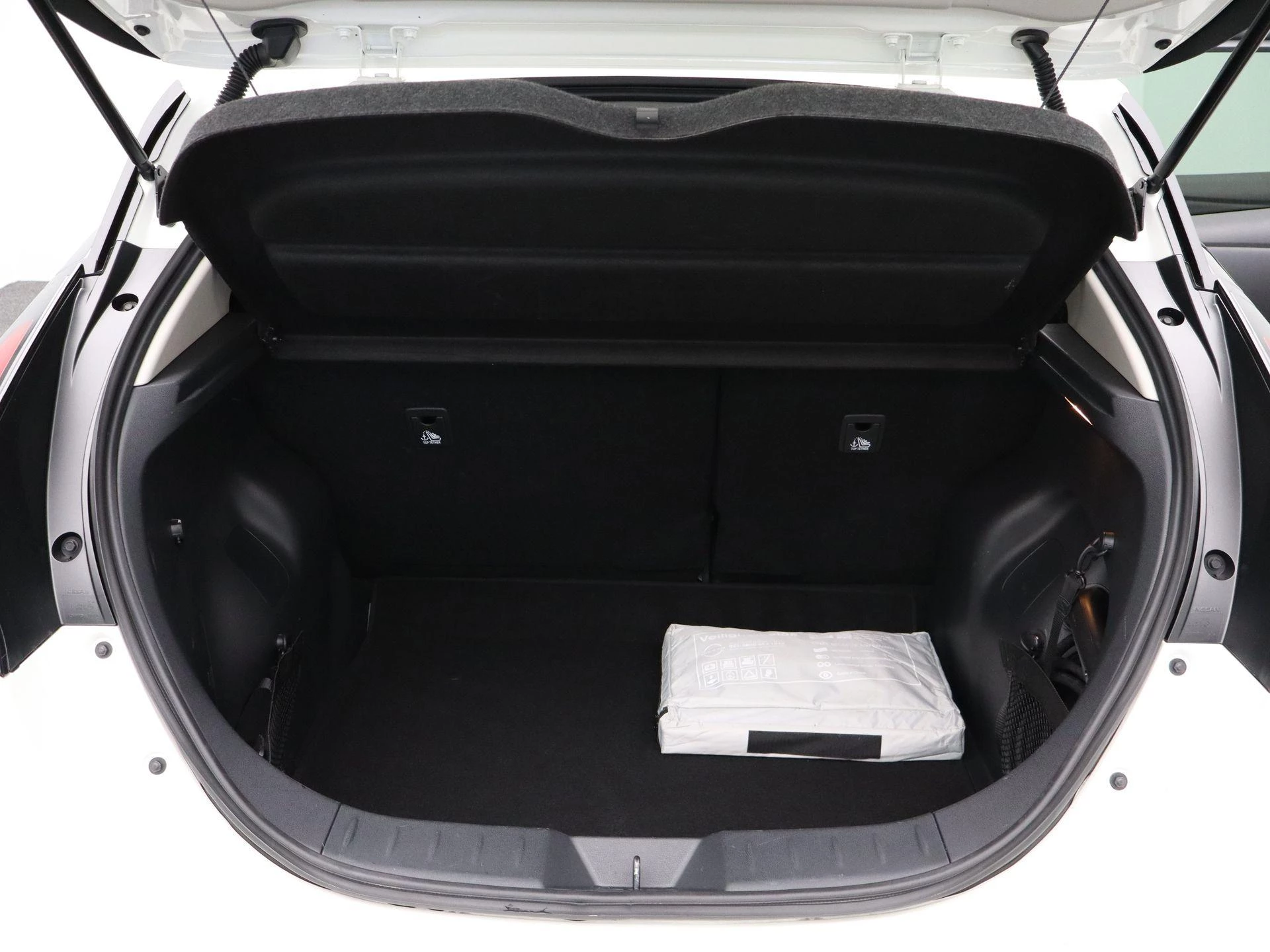 Nissan-Leaf-image-30