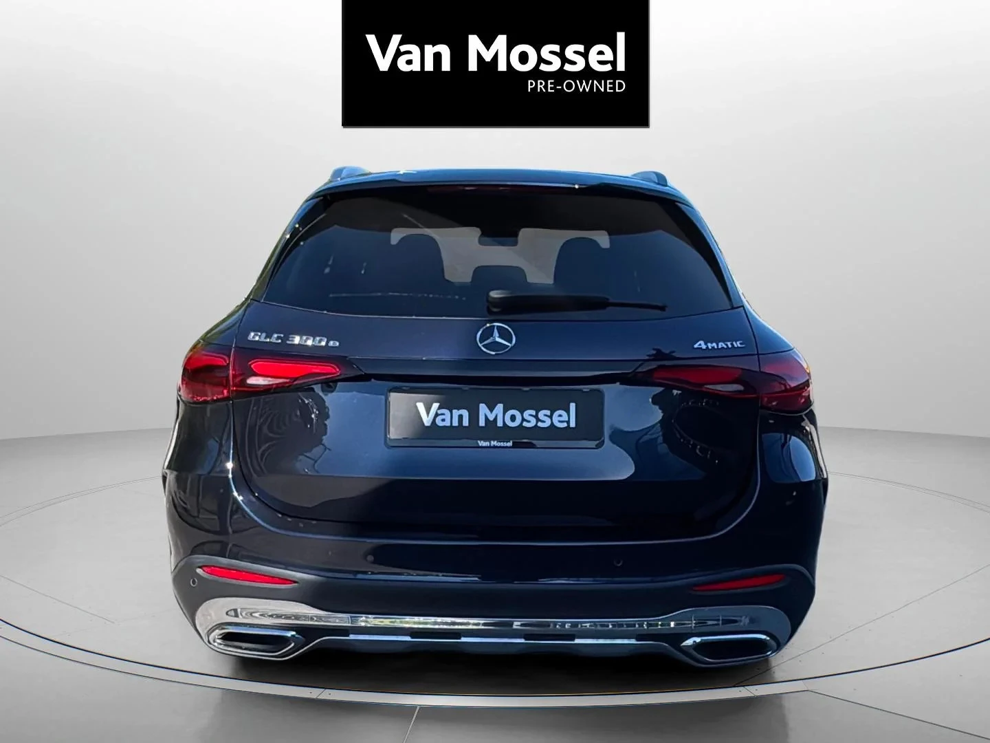 Mercedes-Benz-GLC-image-3