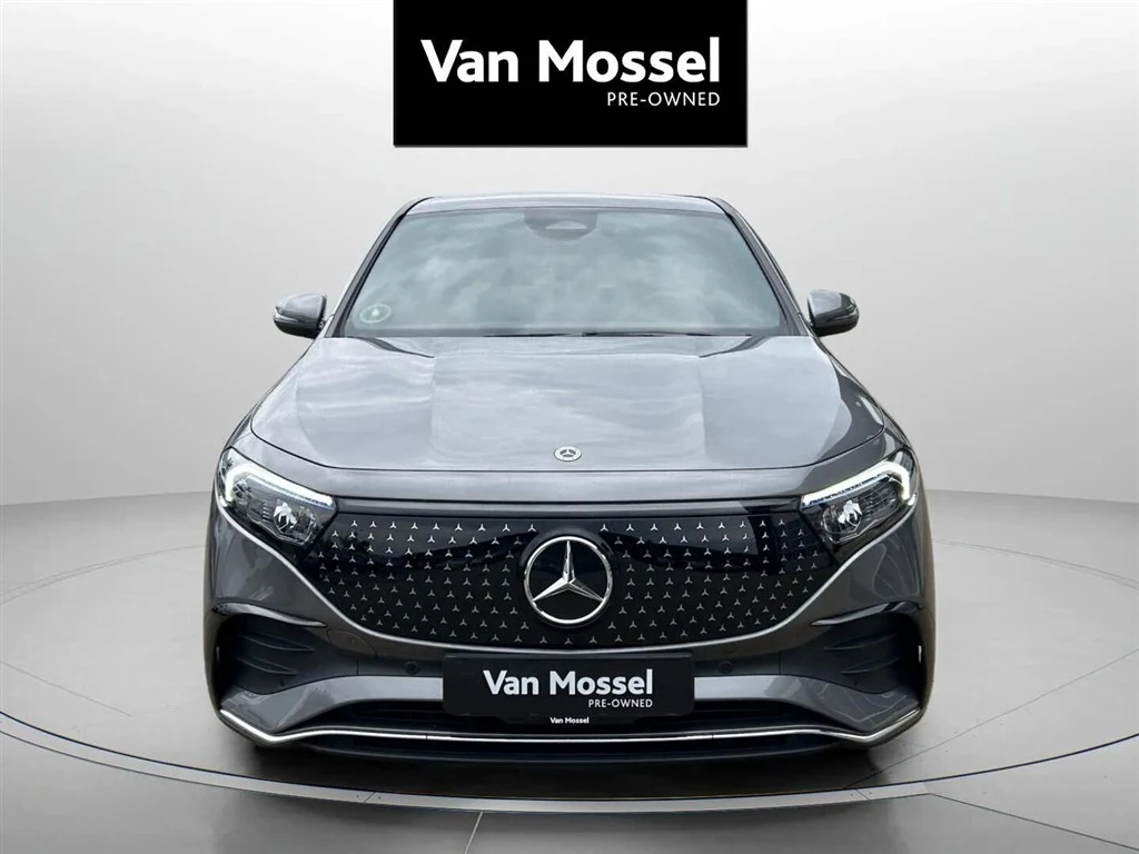 Mercedes-Benz-EQA-image-1