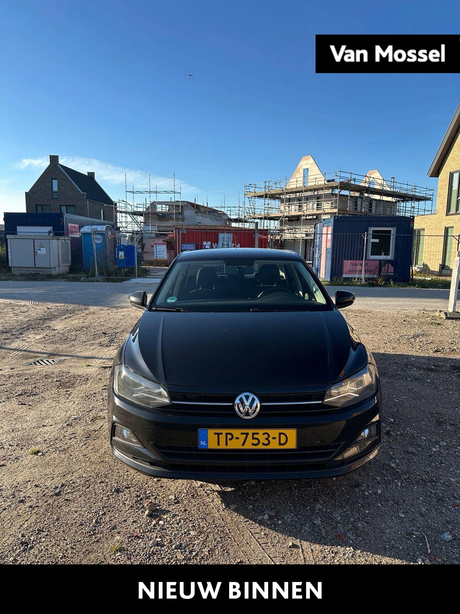 Volkswagen-Polo-image-0