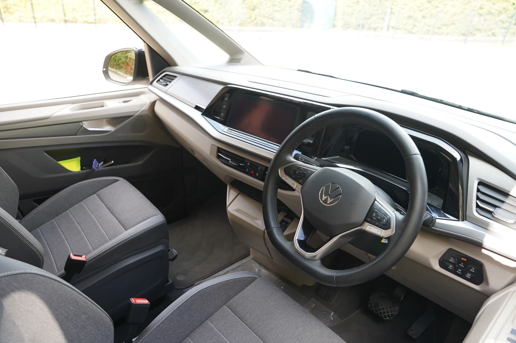 Volkswagen-California-image-5