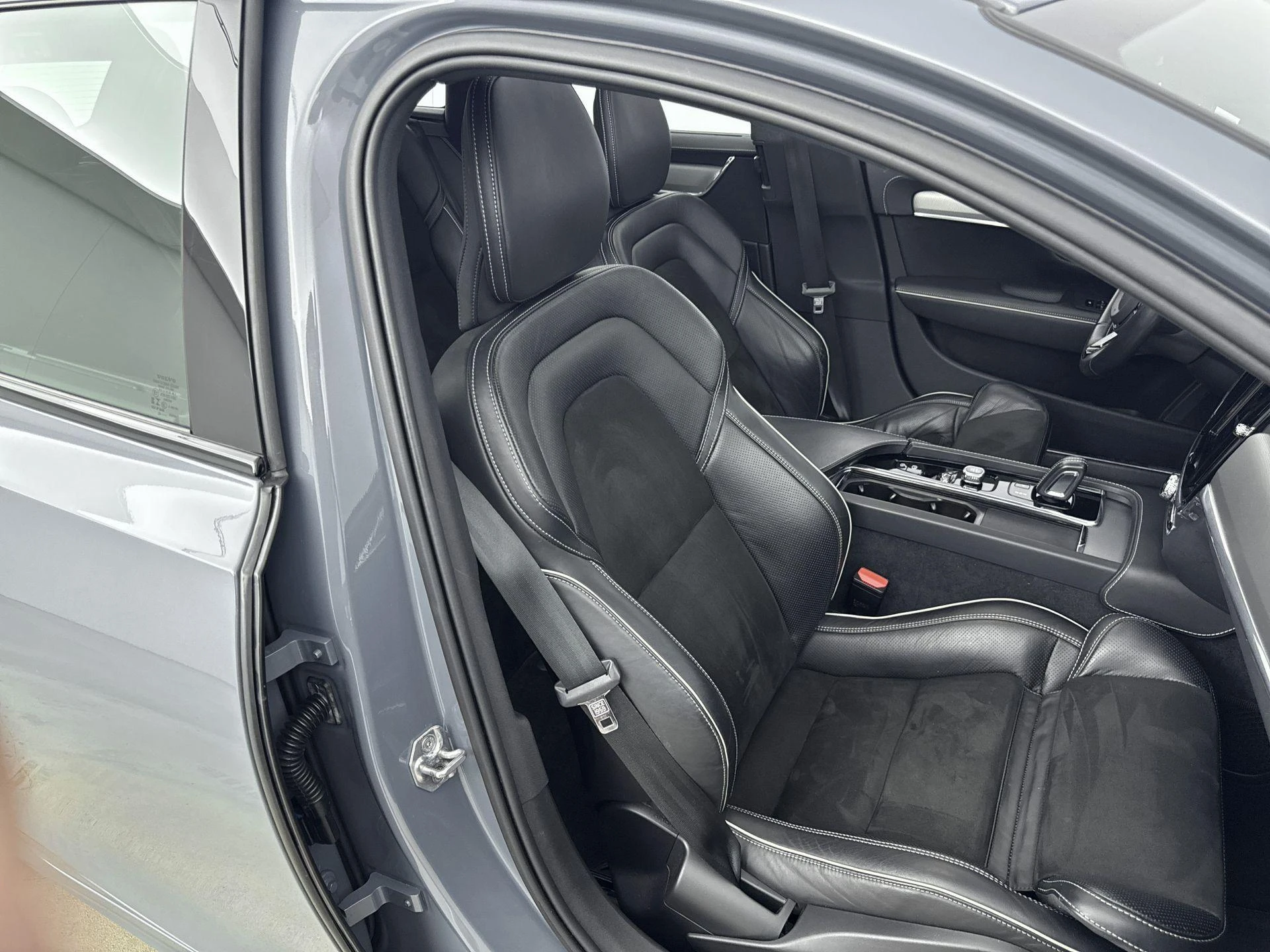 Volvo V90 2.0 B5 R-Design 251PK