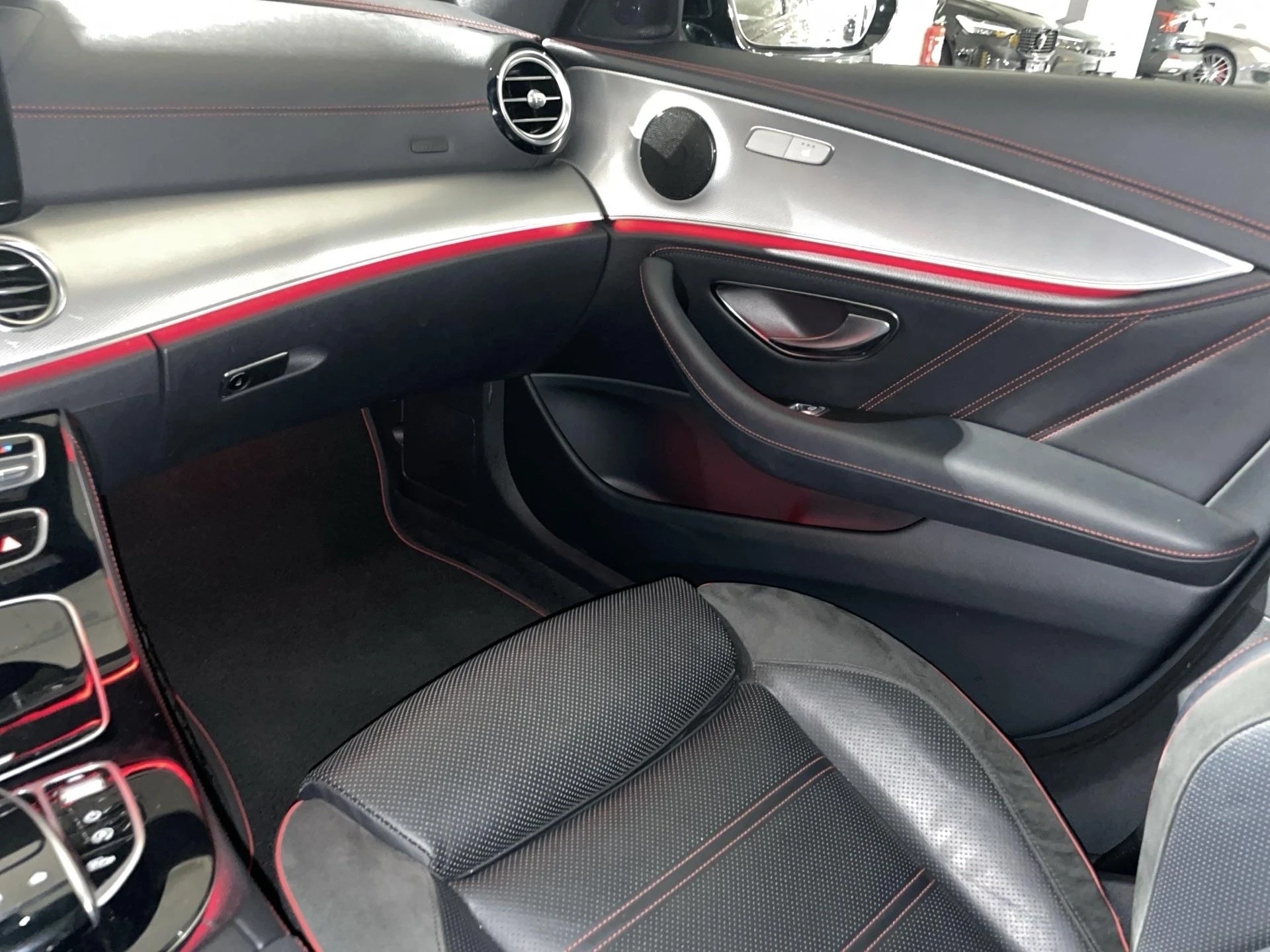 Mercedes-Benz-Classe E-image-8