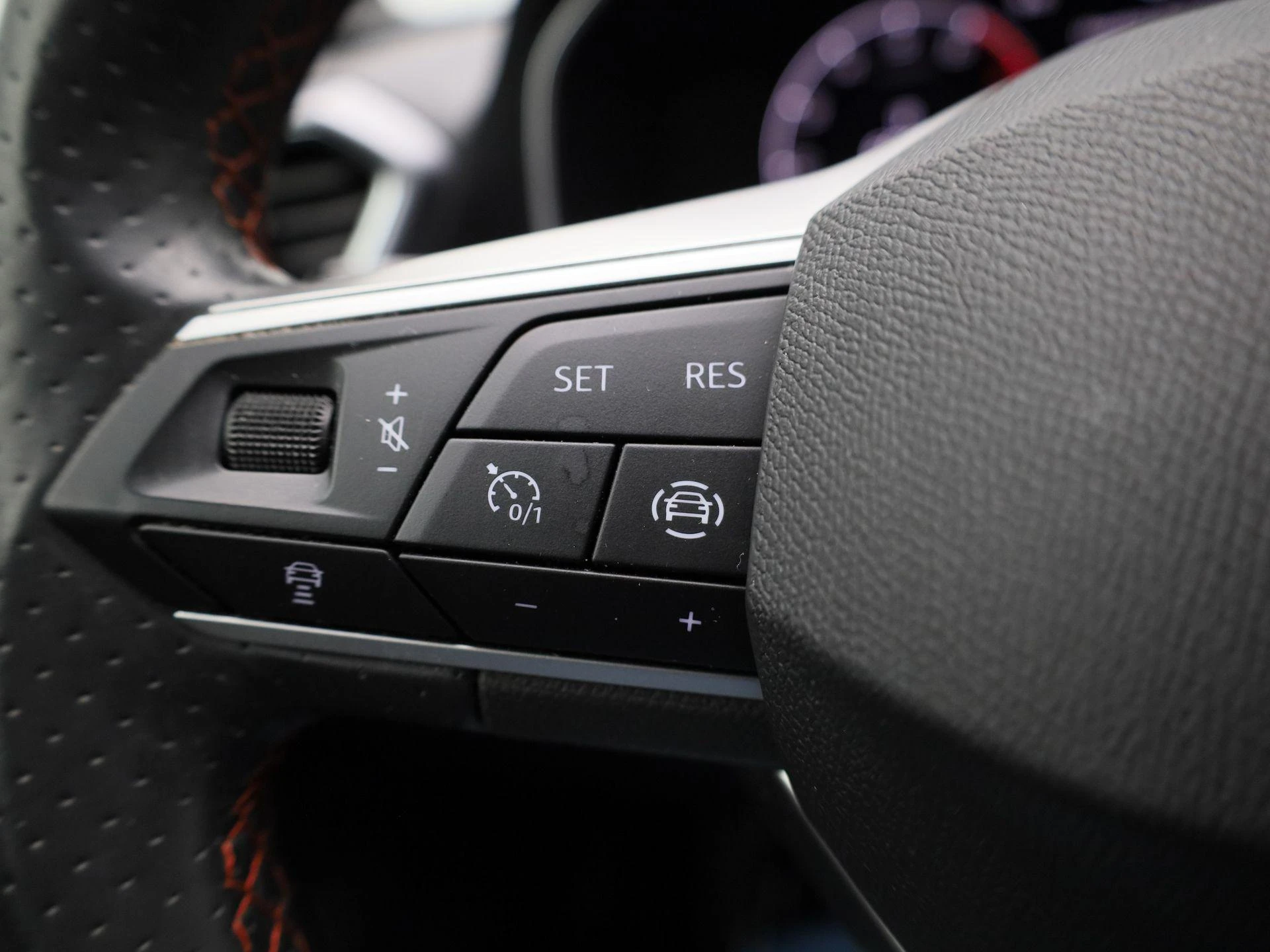 SEAT-Leon-image-18