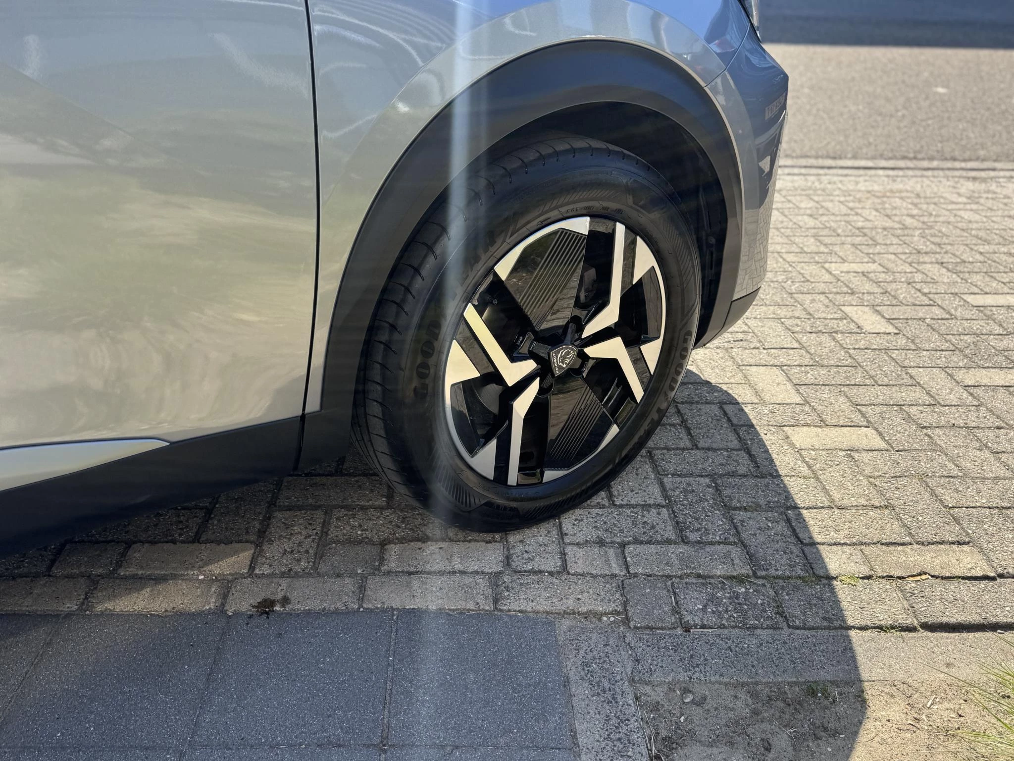 Peugeot-2008-image-13