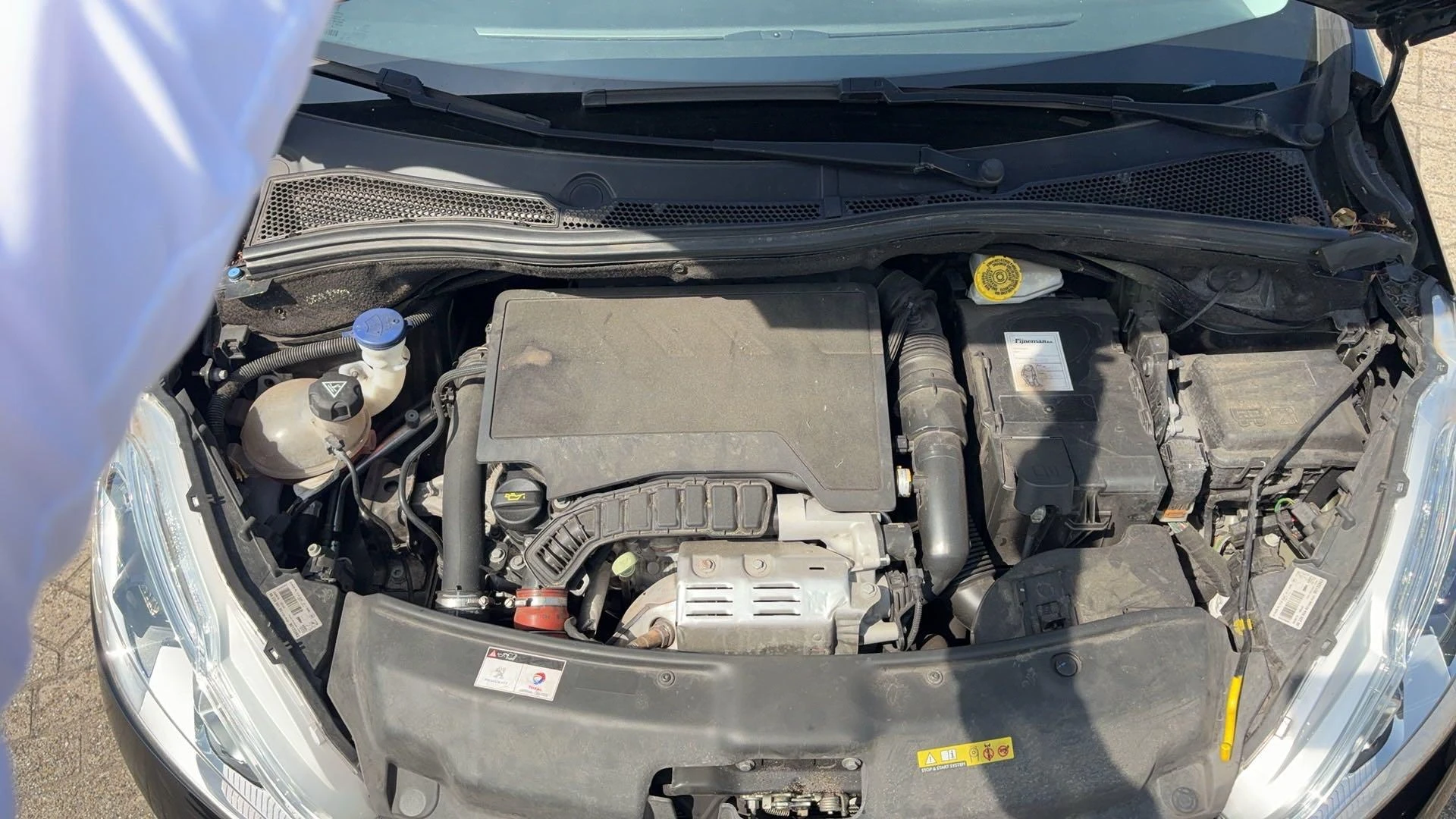 Peugeot-208-image-10