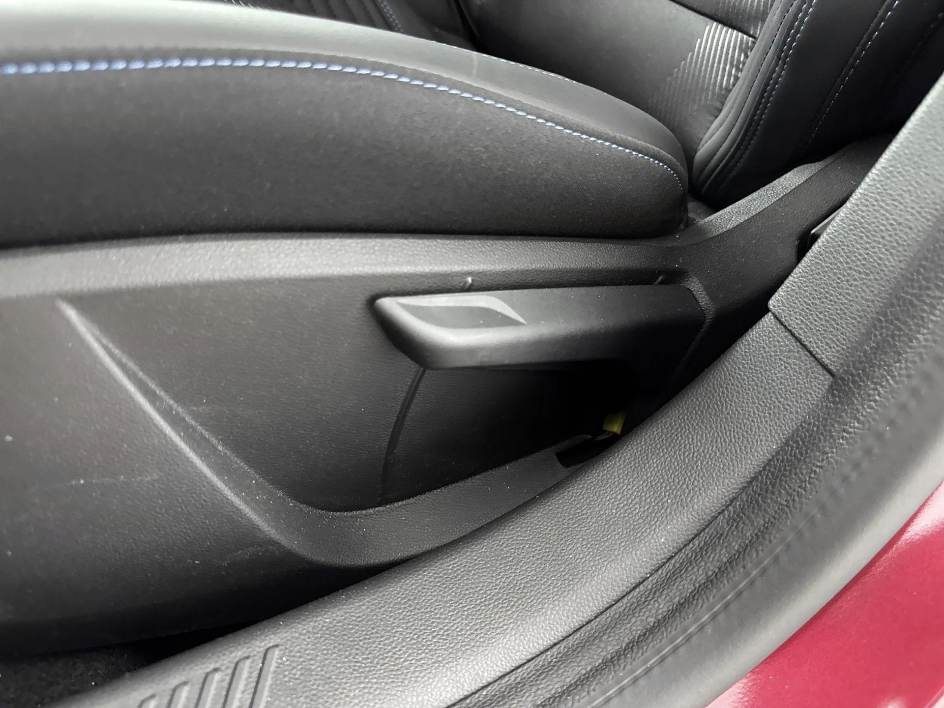 Renault-Clio-image-18