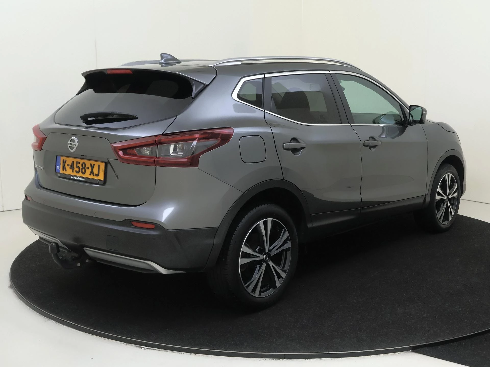 Nissan QASHQAI 1.3 DIG-T Design Edition