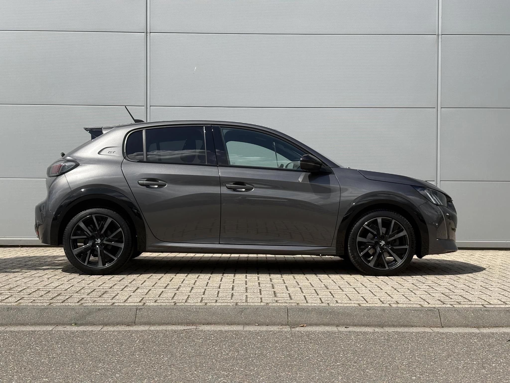 Peugeot-208-image-4