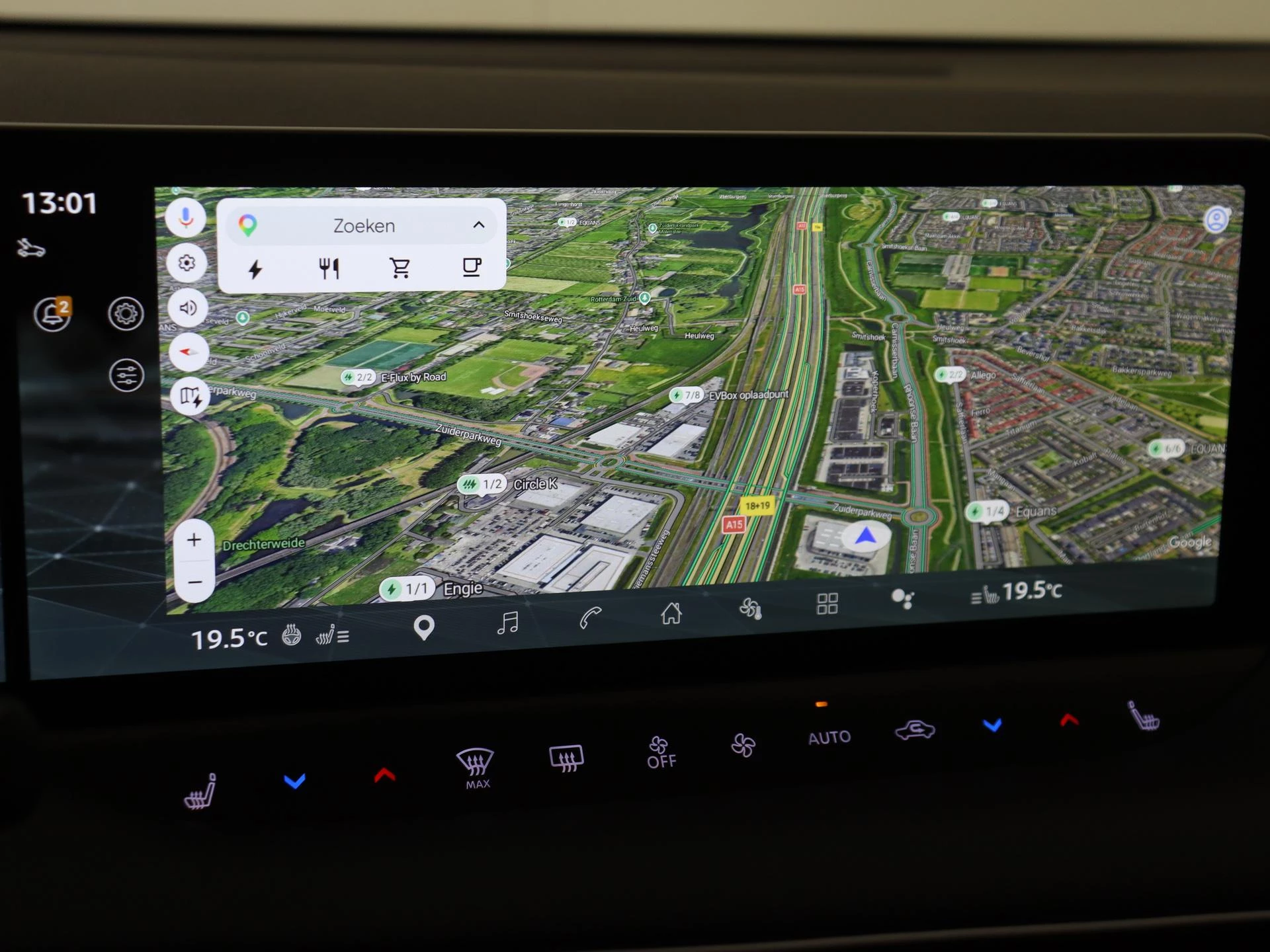 Nissan-Leaf-image-16