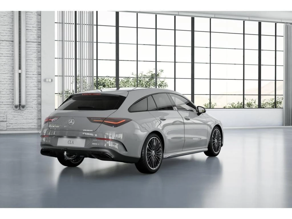 Mercedes-Benz-CLA 200-image-2