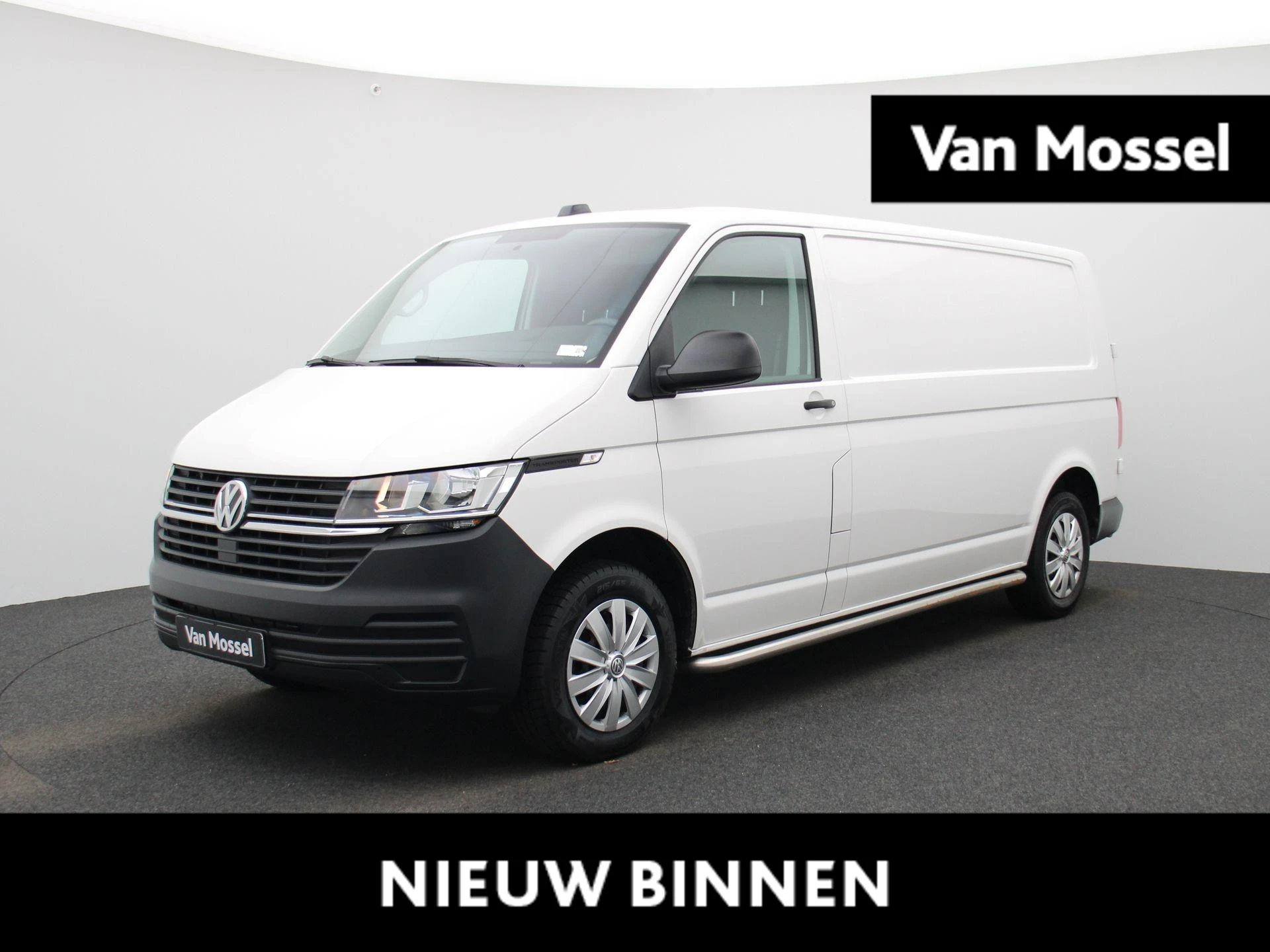 Volkswagen-Transporter-image-0