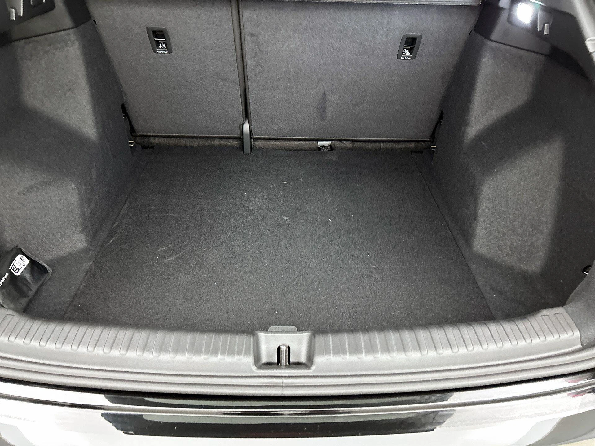 Audi-Q4 e-tron-image-28